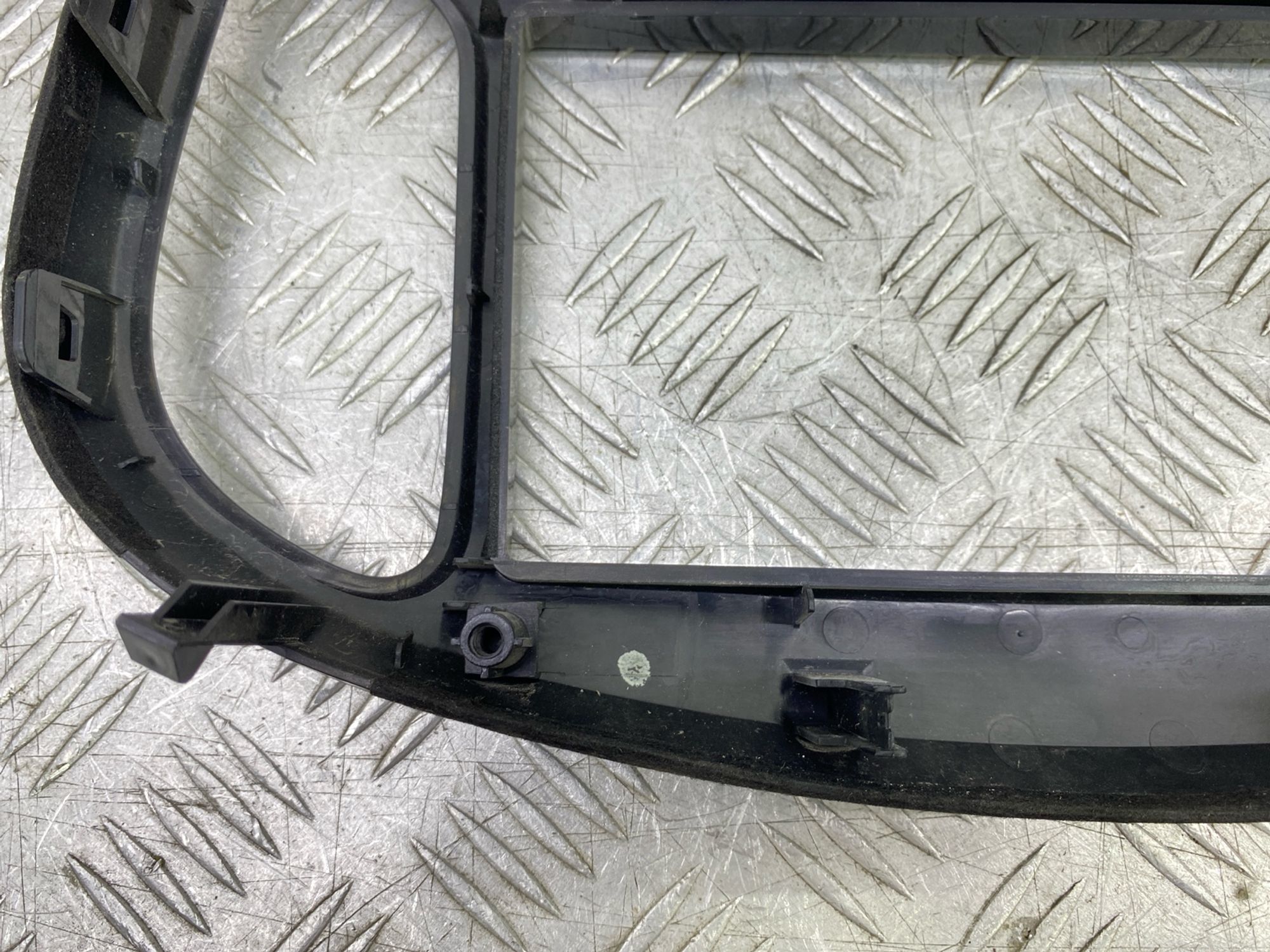 Б/У Рамка магнитолы Nissan Juke YF15 HR15DE 1.5L, 499 рублей, Краснодар