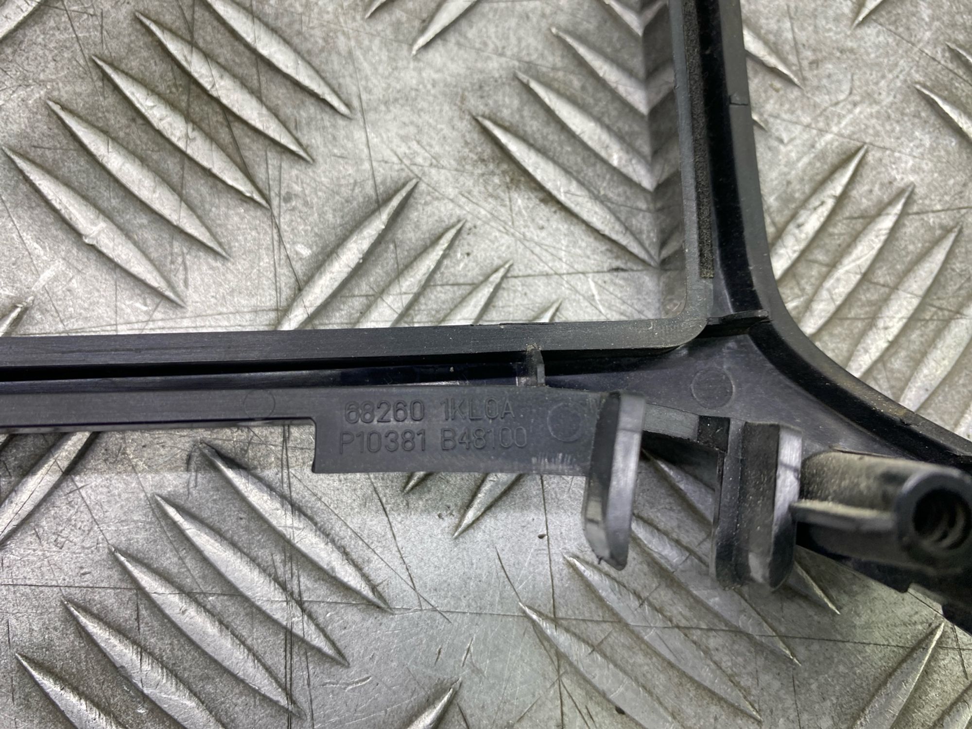 Б/У Рамка магнитолы Nissan Juke YF15 HR15DE 1.5L, 499 рублей, Краснодар