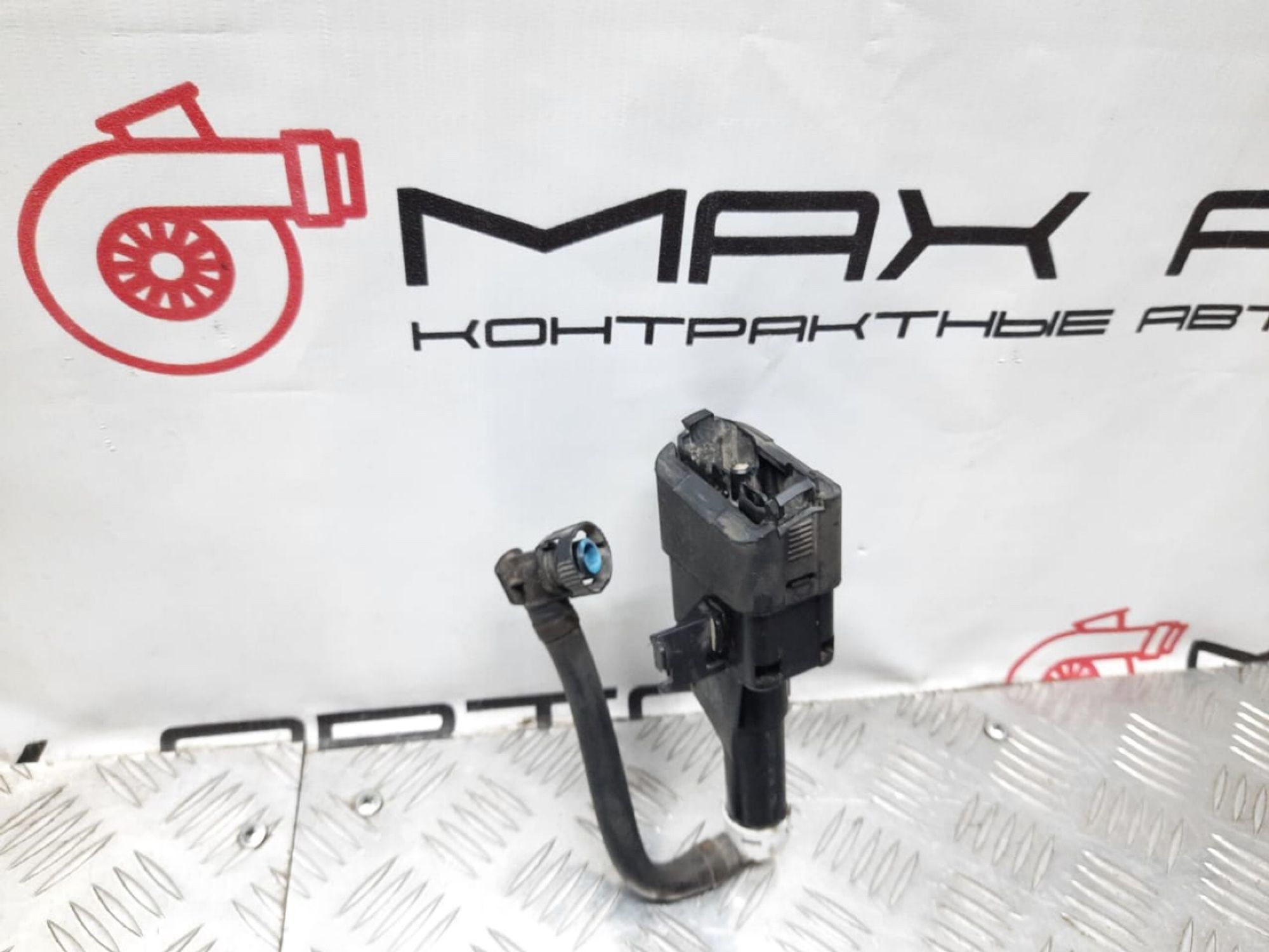 Б/У форсунка омывателя правый Mazda Cx-7 MAZDA, 1990 рублей, Краснодар