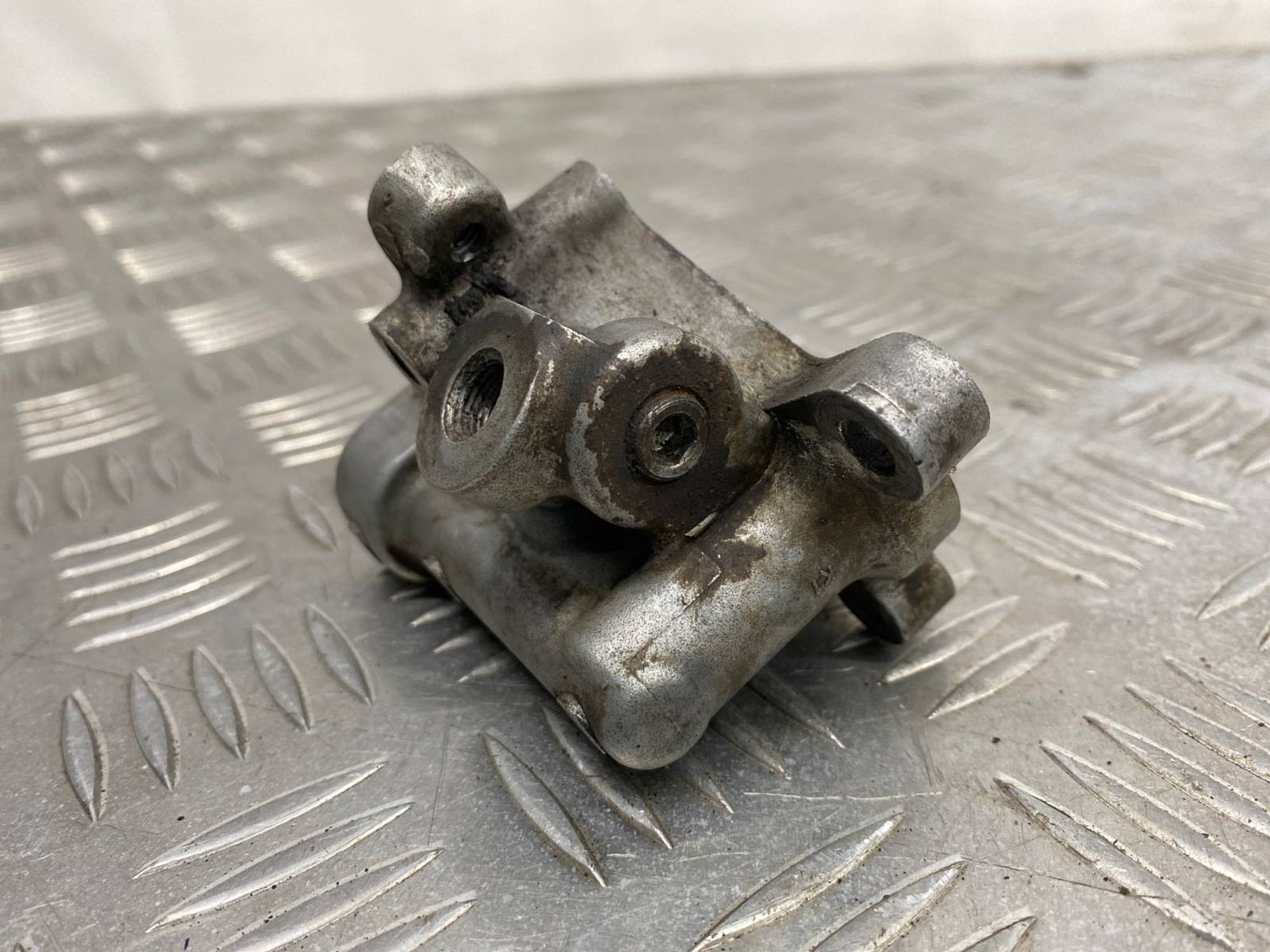 Б/У Корпус клапана vvt-i Subaru Outback B13 EZ30, 720 рублей, Краснодар