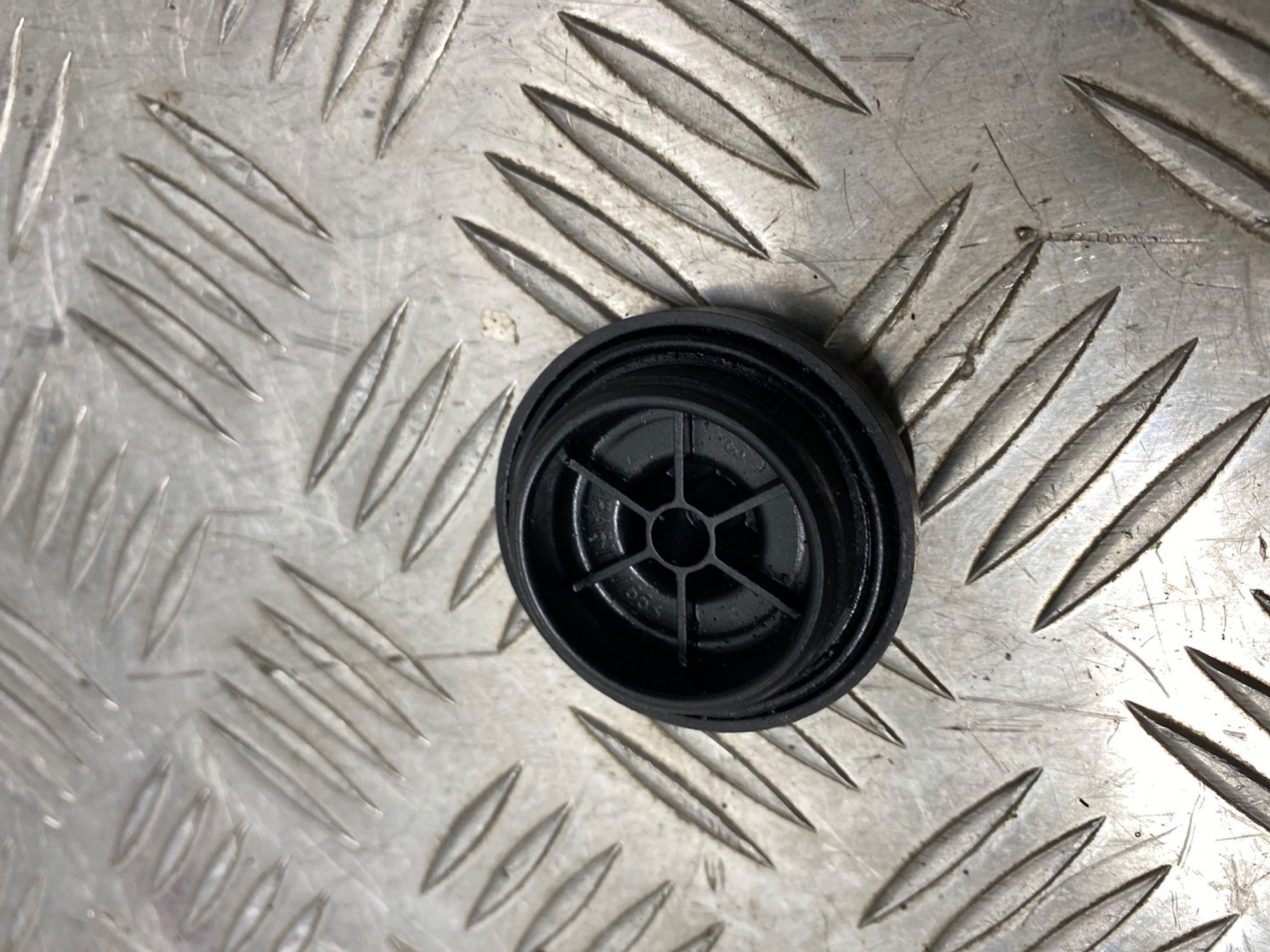 Б/У заглушка болта ГРМ Bmw X5 G05 B57D30A, 1490 рублей, Краснодар