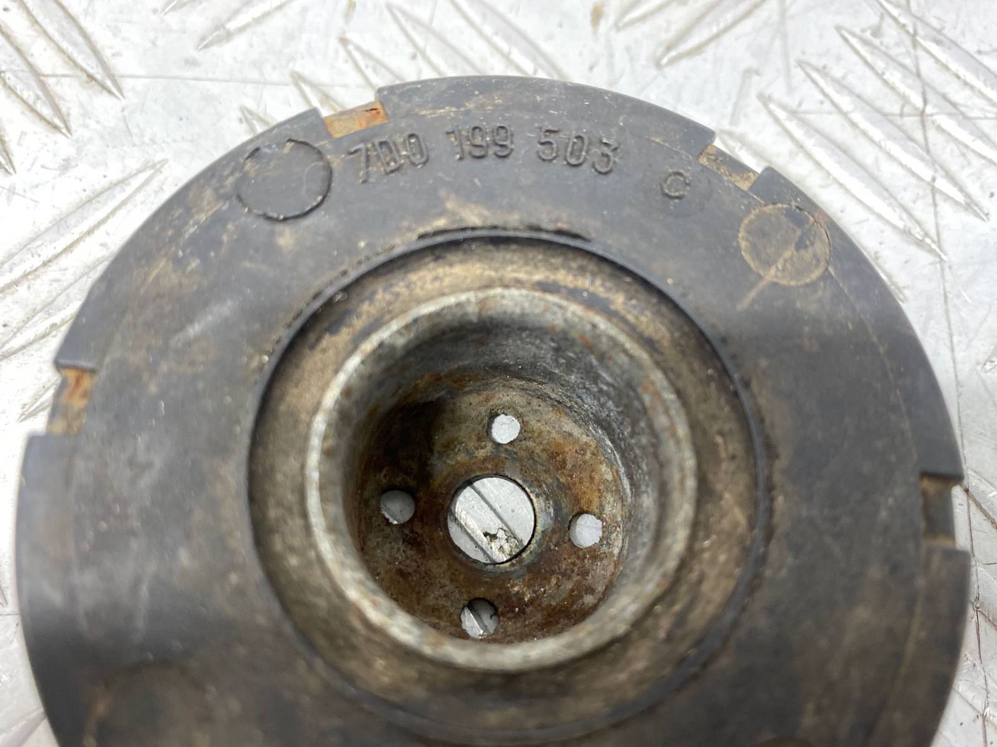 Б/У Демпфер инерционный, 1600 рублей, Краснодар