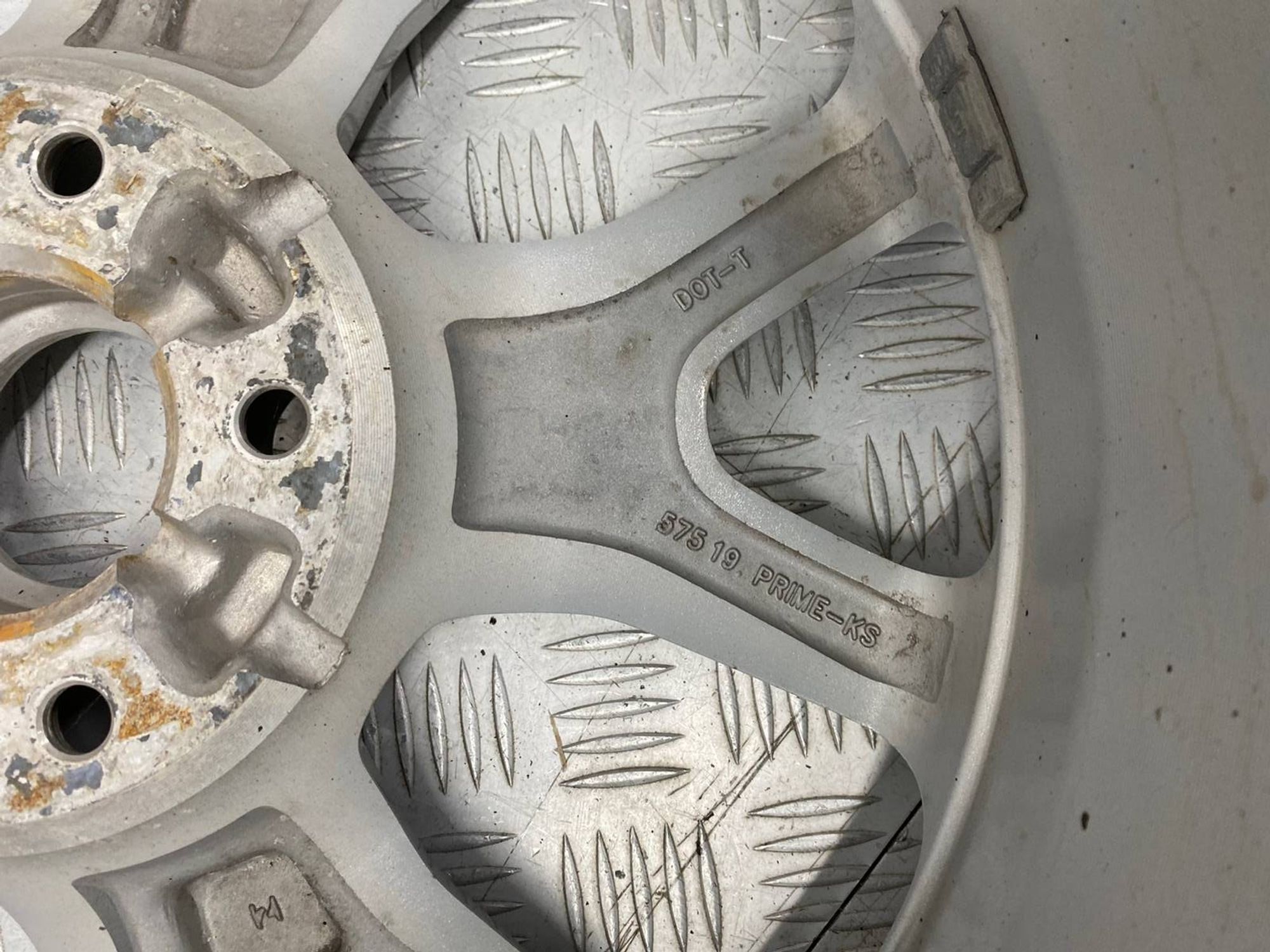 Диск 17 Jeep Cherokee KL 1ut90trmaa41ET 5x100 Литой, 9990 рублей, Краснодар