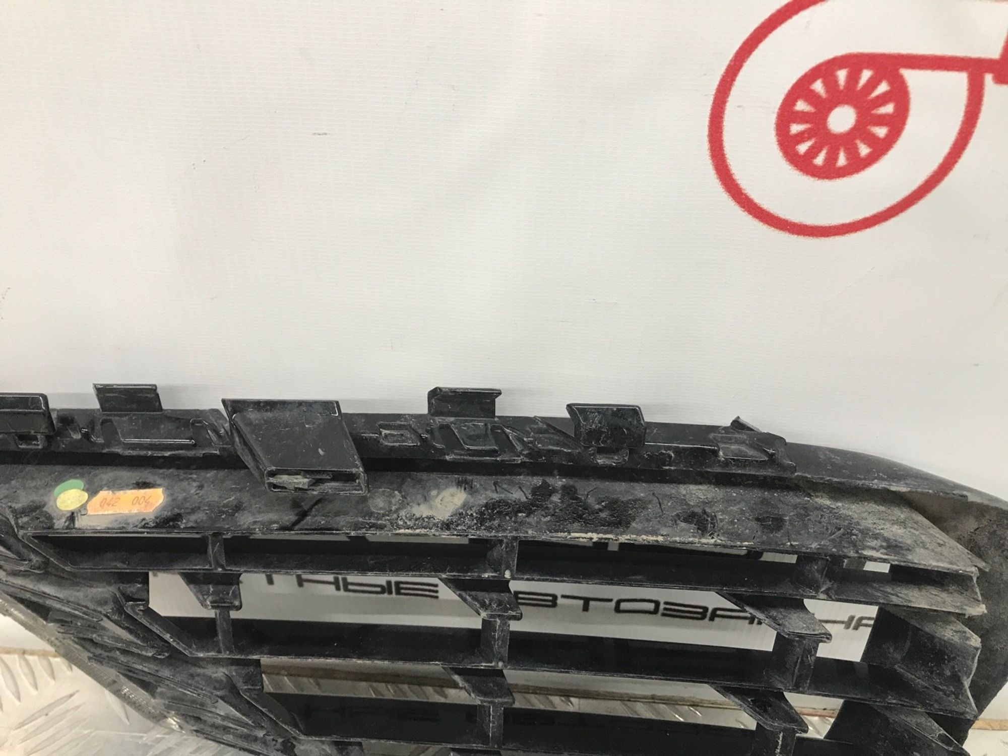 Б/У решетка бампера  левая Volkswagen Touareg 7P6 2010 правый, 990 рублей, Краснодар