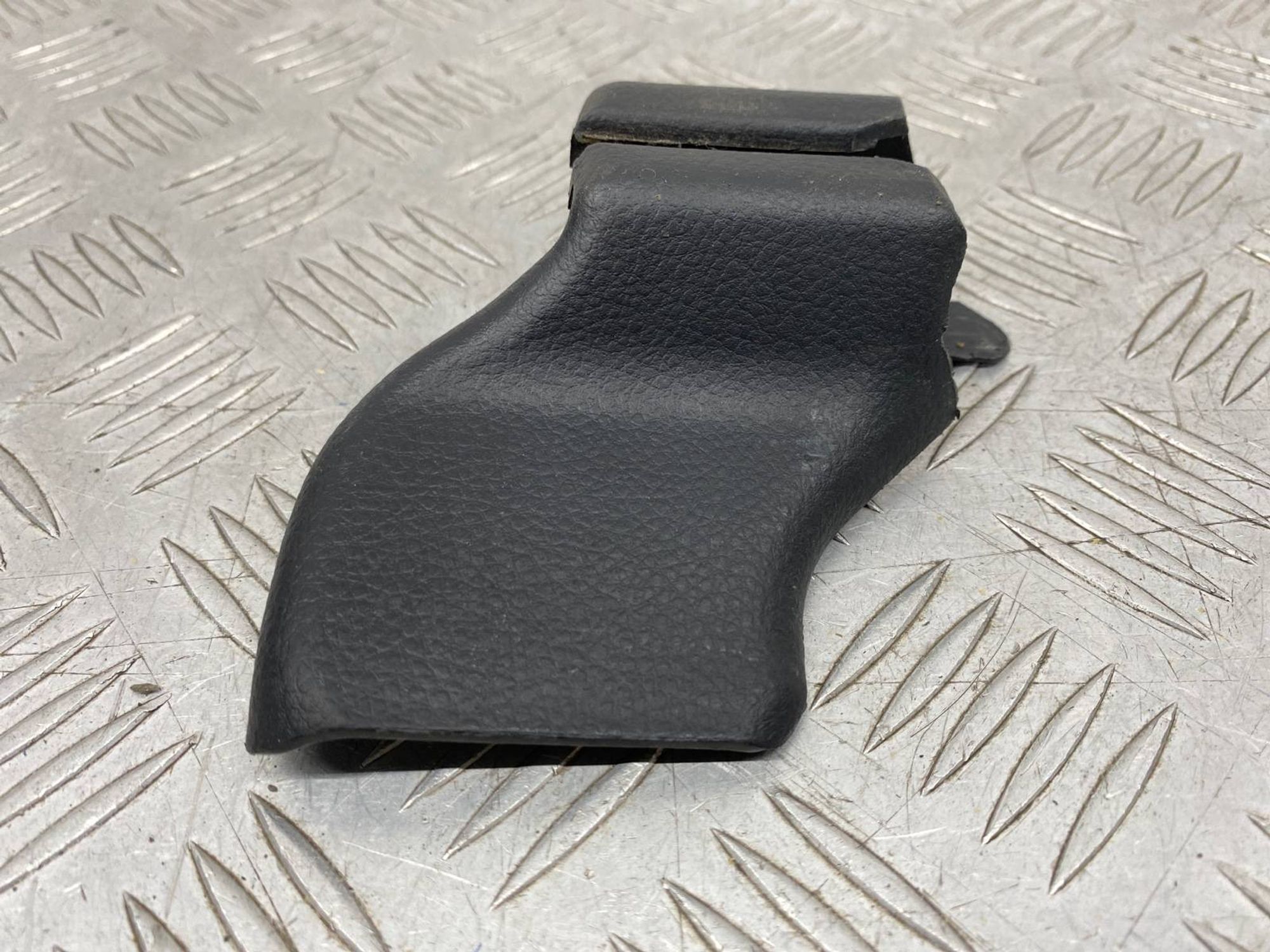Б/У накладка сиденья Nissan Primera P12 2002, 400 рублей, Краснодар