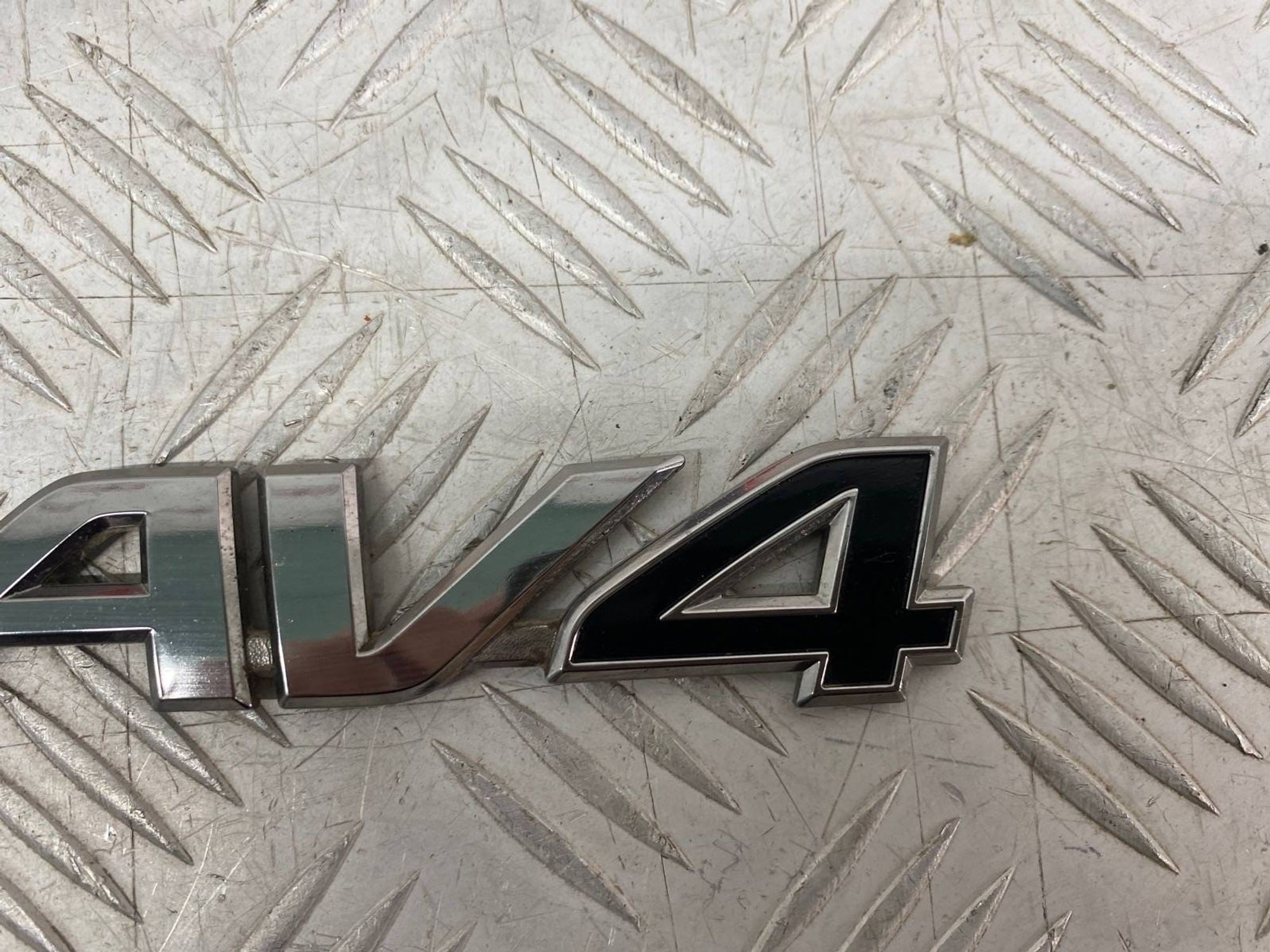 Б/У эмблема ( шильдик, значок ) задний Toyota Rav4, 800 рублей, Краснодар