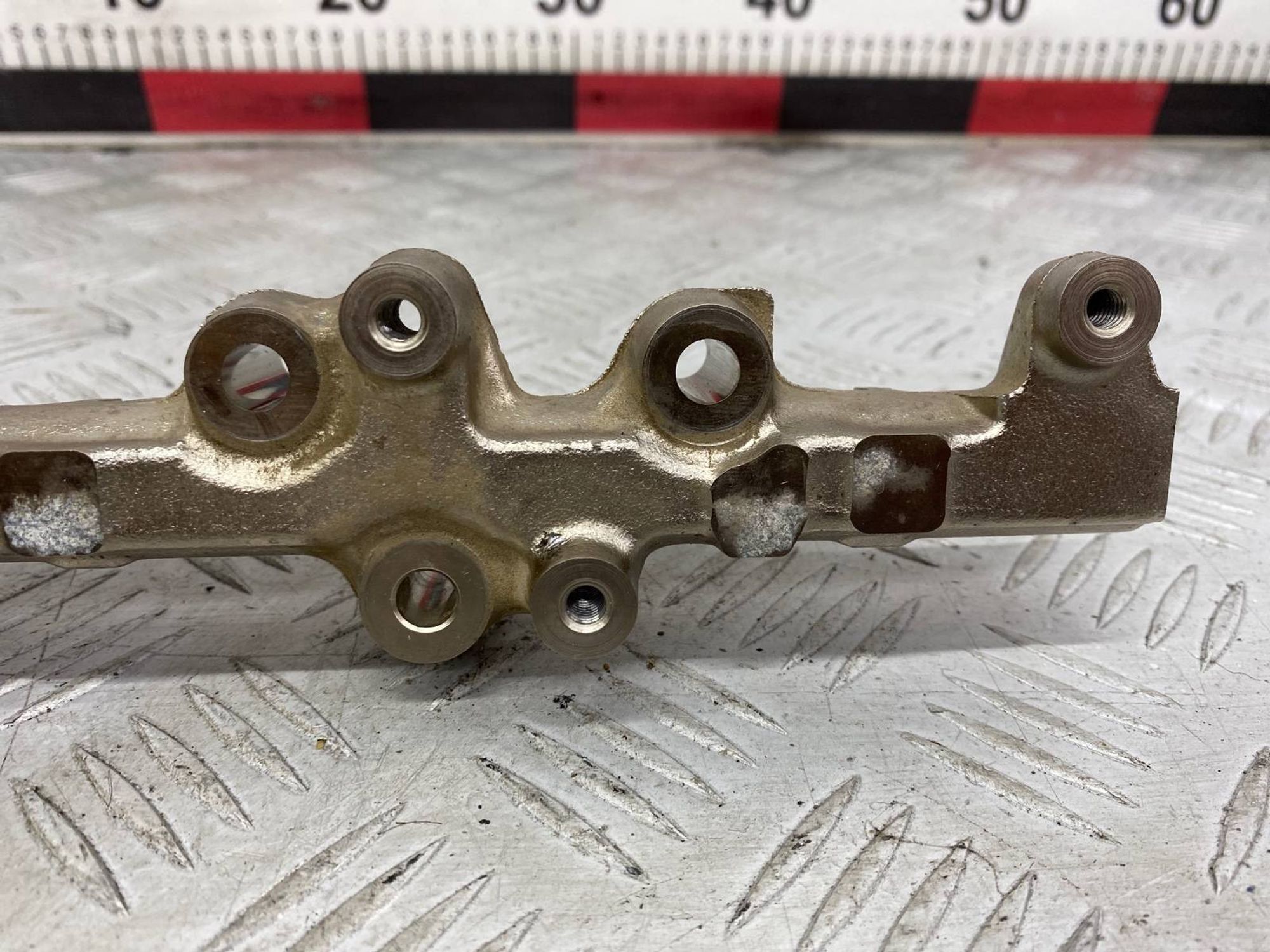 Б/У топливная рейка (рампа) правый Nissan Patrol, 720 рублей, Краснодар