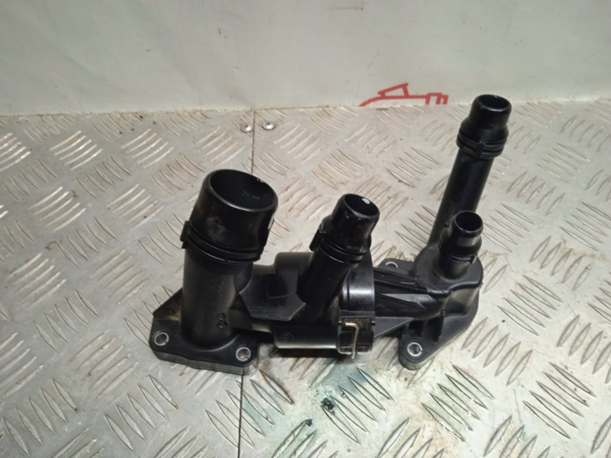 Б/У Корпус термостата Bmw X5 G05 B57D30A, 1990 рублей, Краснодар