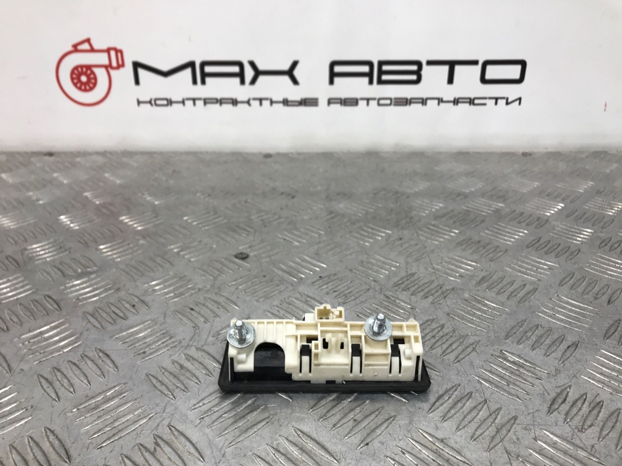 Б/У ручка багажника  Volkswagen Polo 4  Mk4 (9N1, 9N2, 9N3) 2005, 1990 рублей, Краснодар