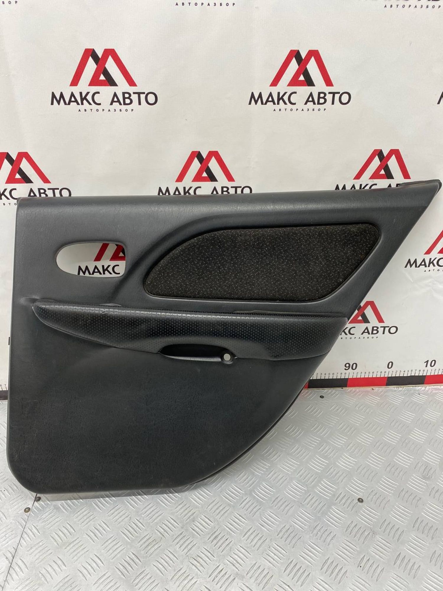 Б/У дверная карта (обшивка двери) задний правый, 560 рублей, Краснодар