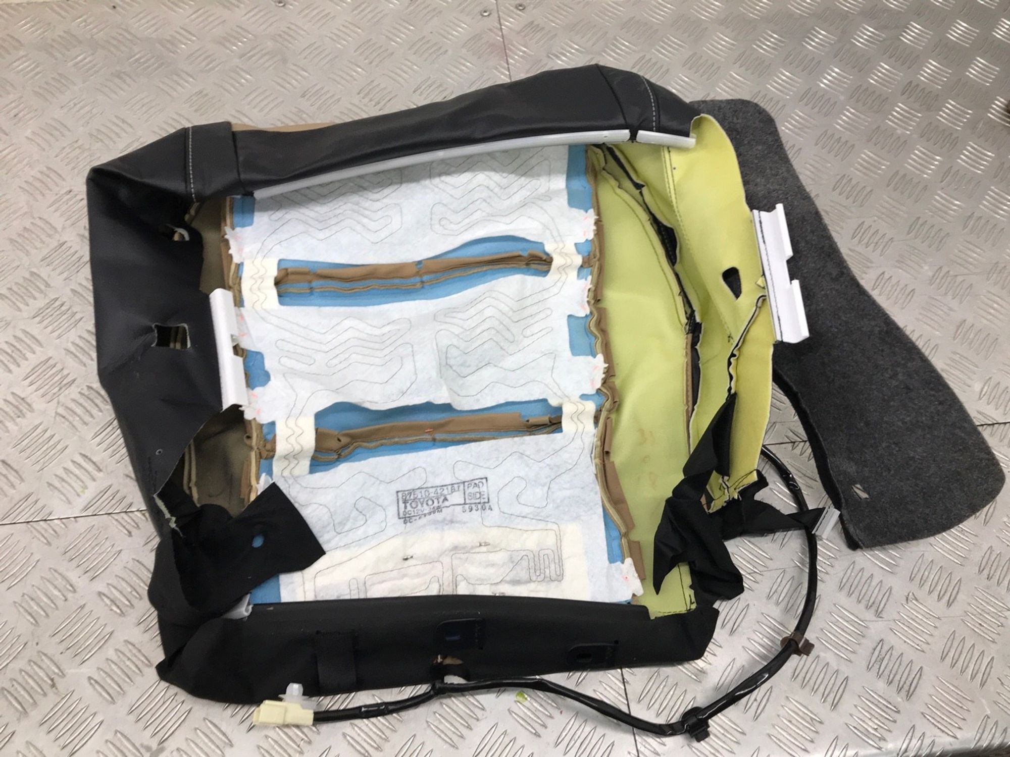 Б/У обивка сидений передний правый Toyota Rav4, 4000 рублей, Краснодар