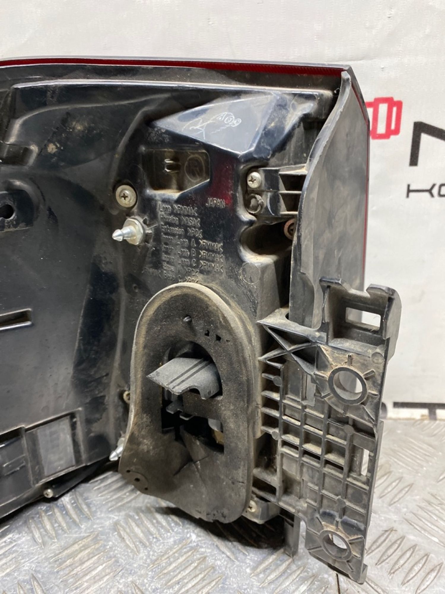 Б/У фонарь задний правый тонированный Toyota Land Cruiser 200 GRJ200 2008, 5990 рублей, Краснодар