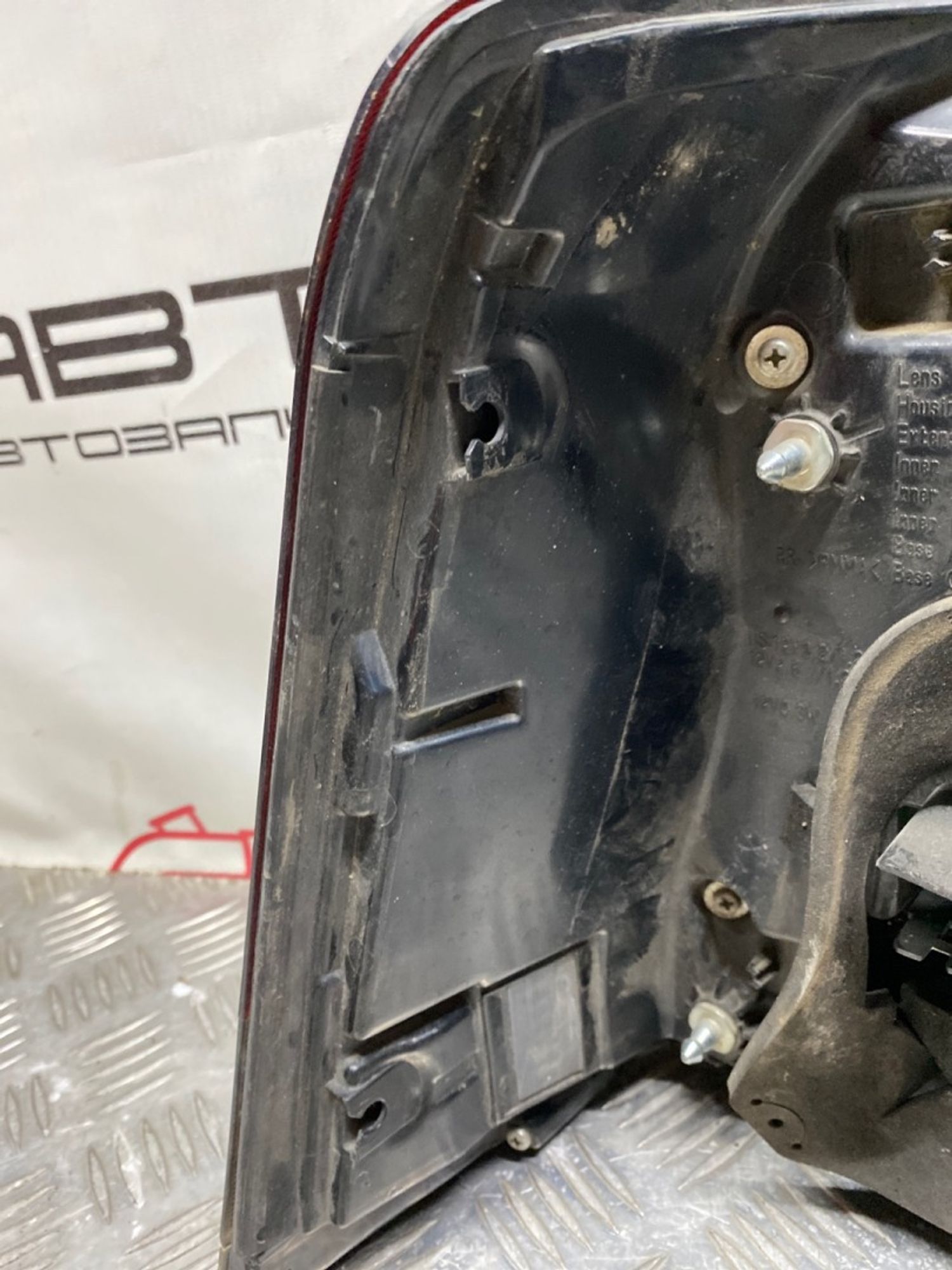 Б/У фонарь задний правый тонированный Toyota Land Cruiser 200 GRJ200 2008, 5990 рублей, Краснодар