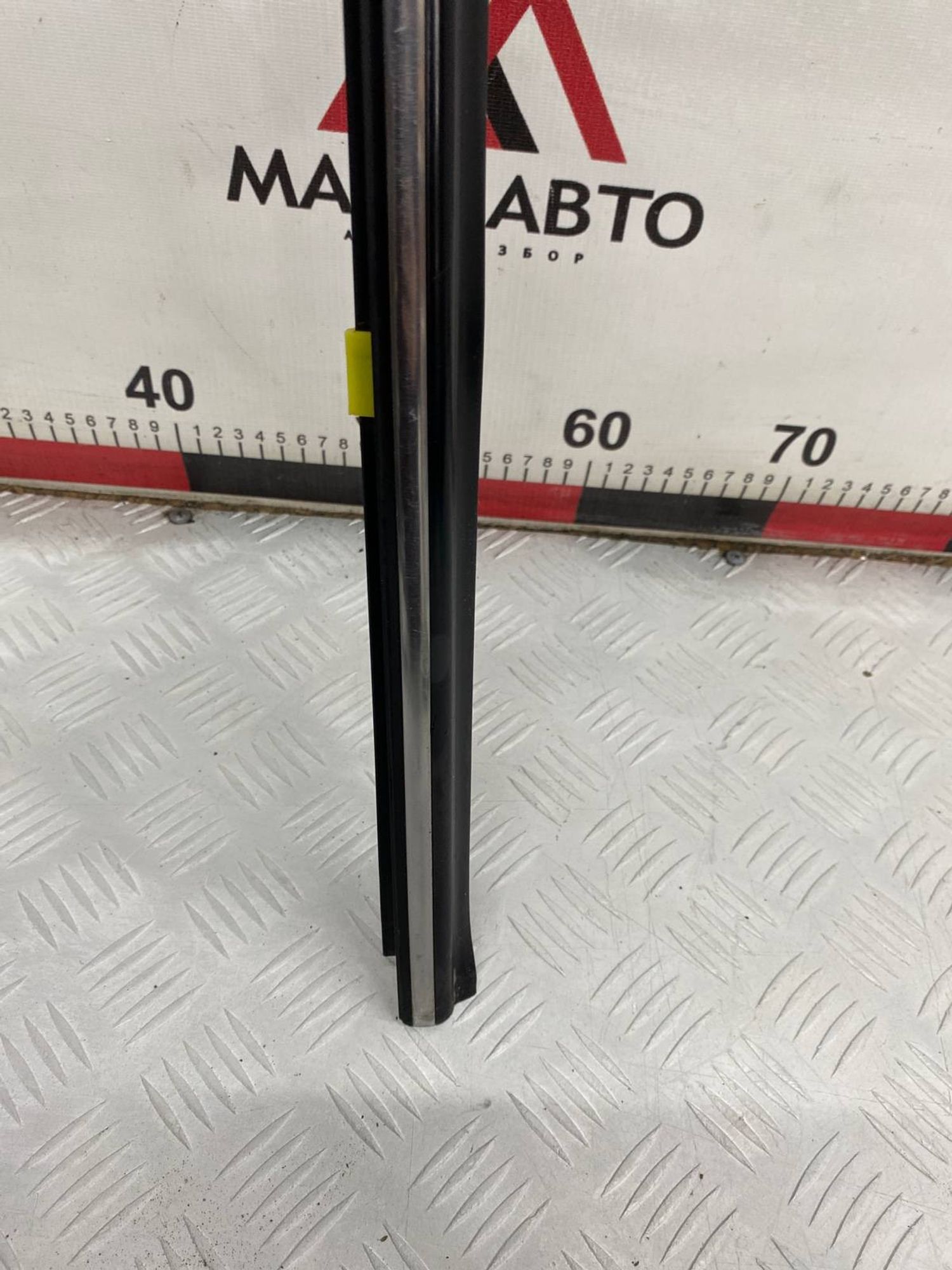 Б/У накладка стекла двери (молдинг, бархотка), 480 рублей, Краснодар