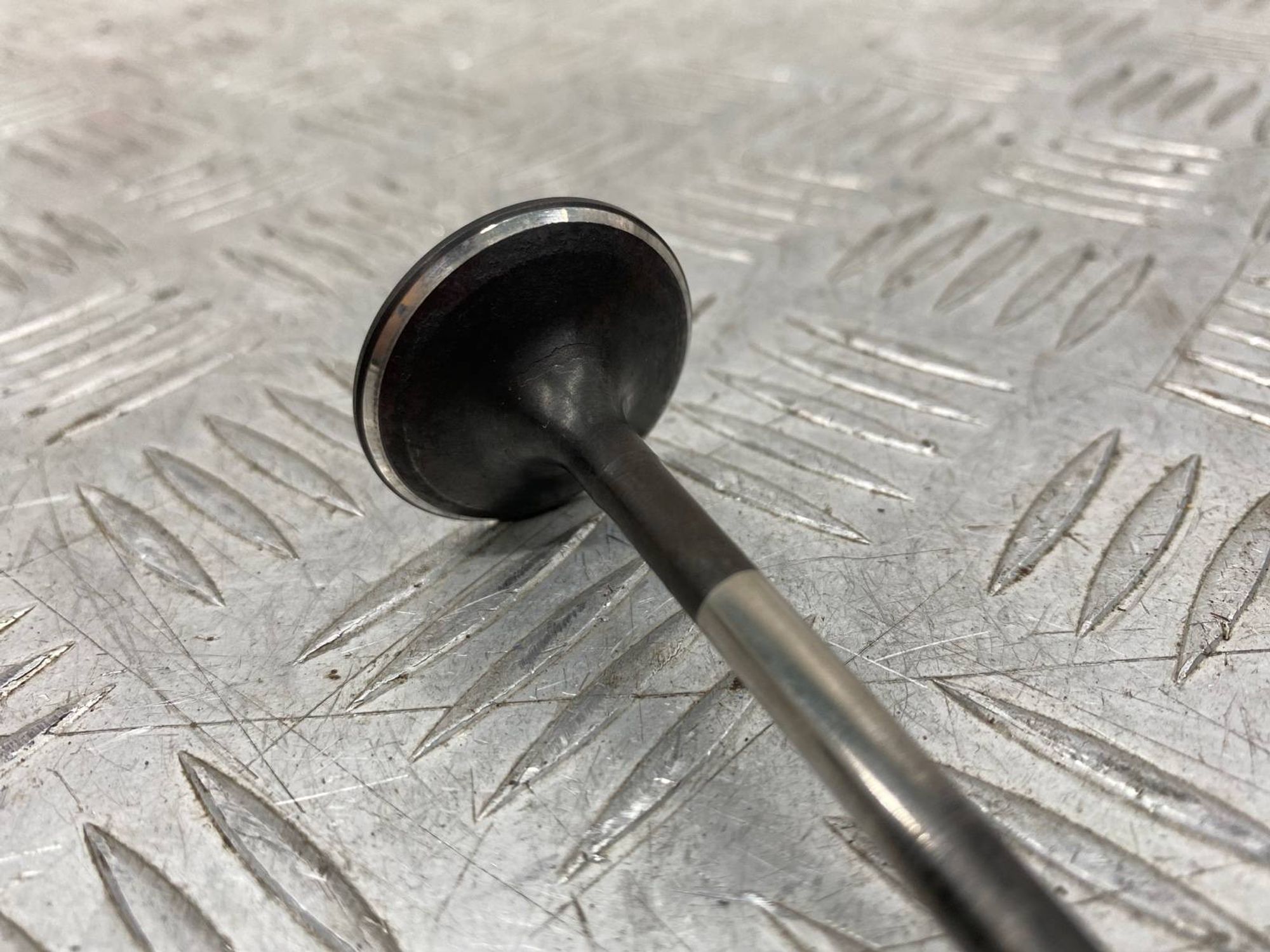 Б/У Клапан впускной 4G63 Mitsubishi Airtrek/Outlander, 480 рублей, Краснодар