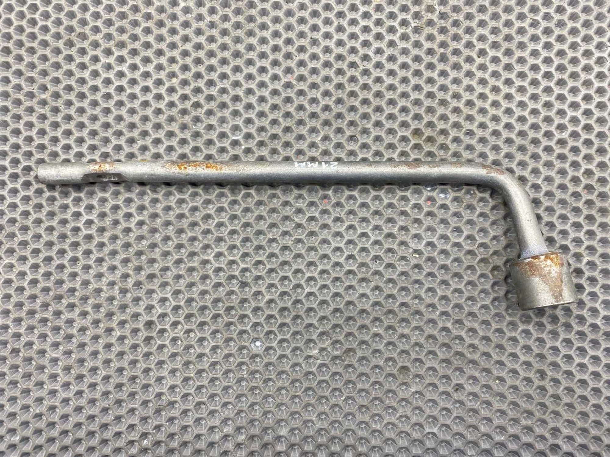 Б/у 21 мм ключ баллонный, 590 рублей, Краснодар