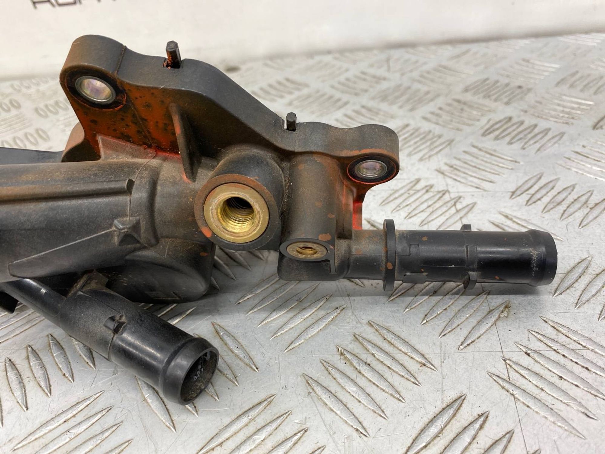 Б/У Корпус термостата Nissan X-Trail HNT32 MR20DD, 2800 рублей, Краснодар