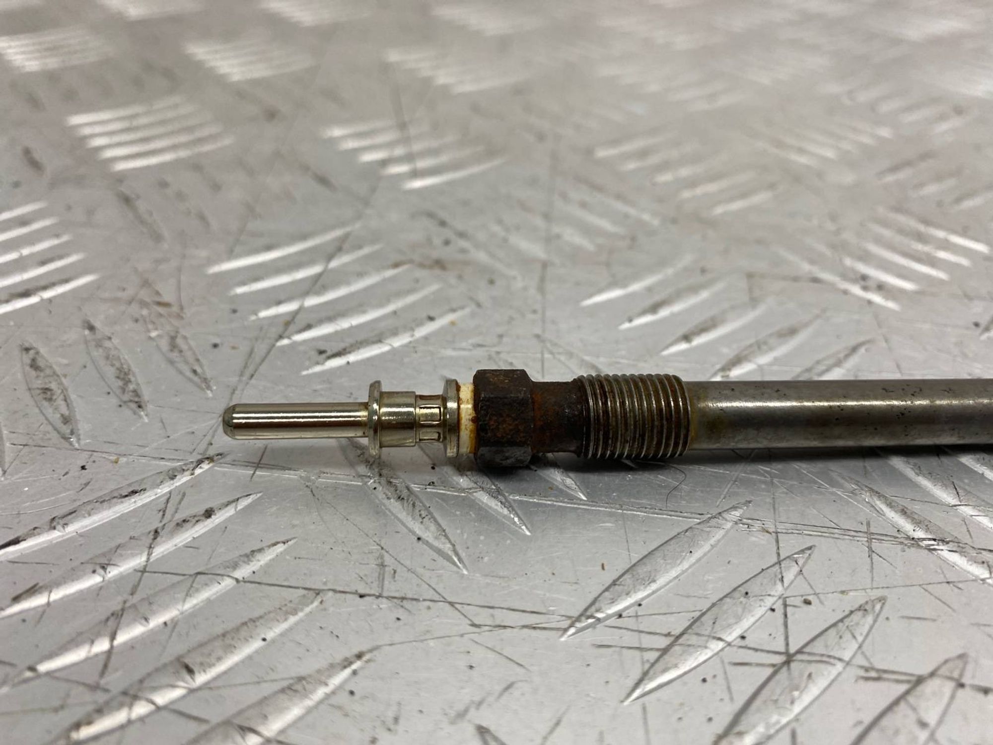 Б/У Свечи накаливания Bmw X5 G05 B57D30A, 320 рублей, Краснодар