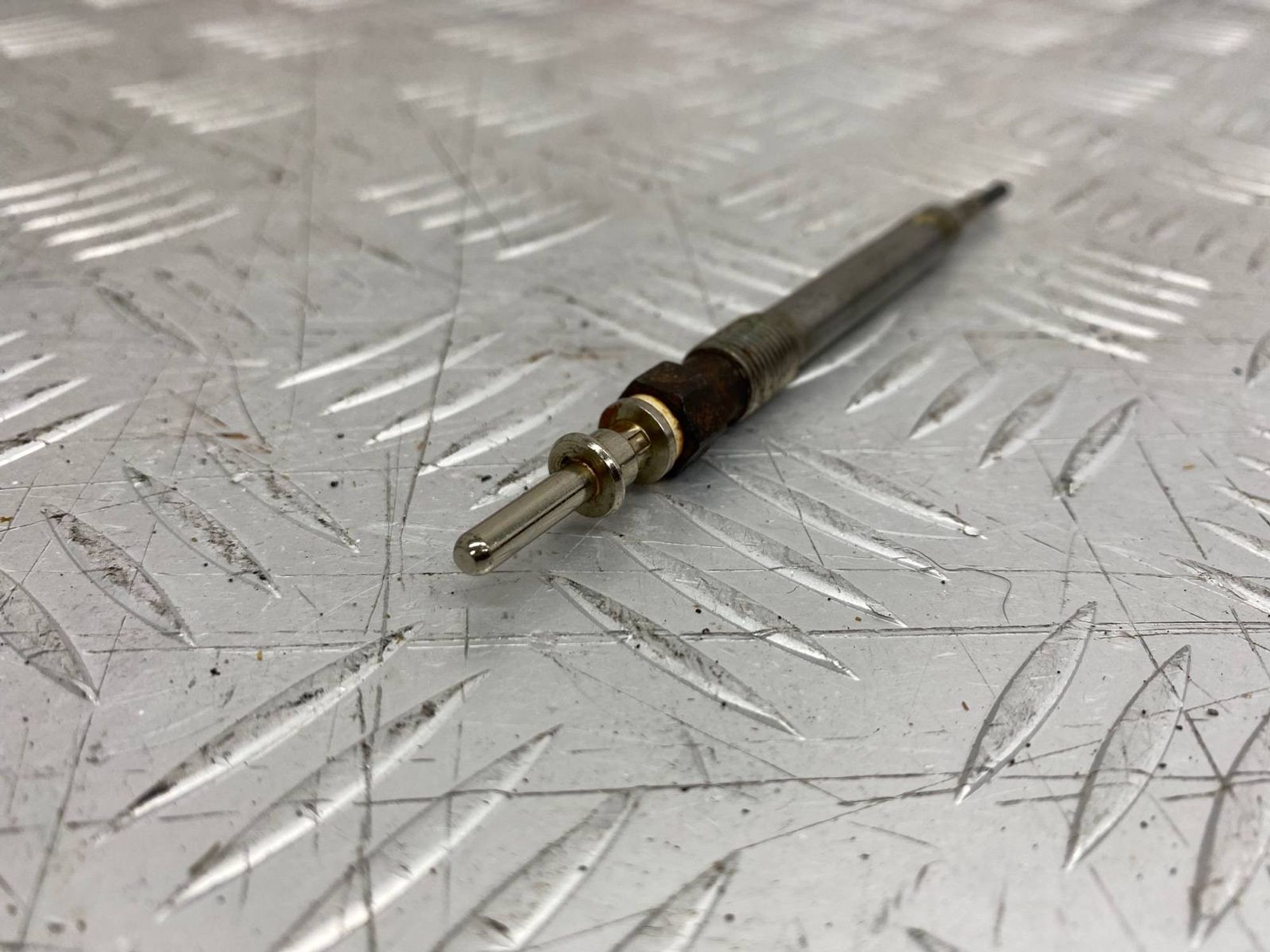 Б/У Свечи накаливания Bmw X5 G05 B57D30A, 320 рублей, Краснодар