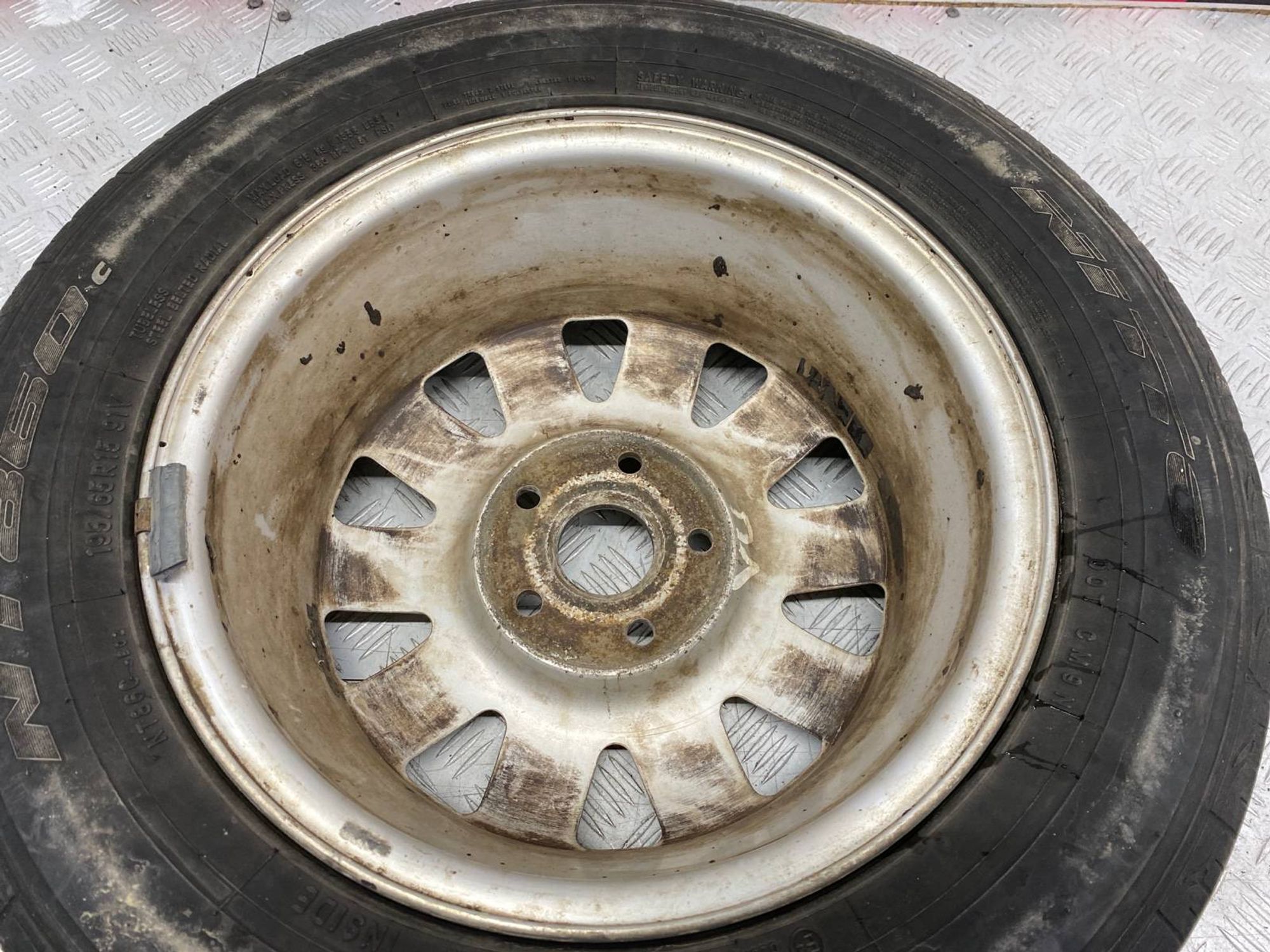 Колесо запасное vag 15 nitto ntb60 45ET 5x112 Литой Летняя, 2990 рублей, Краснодар