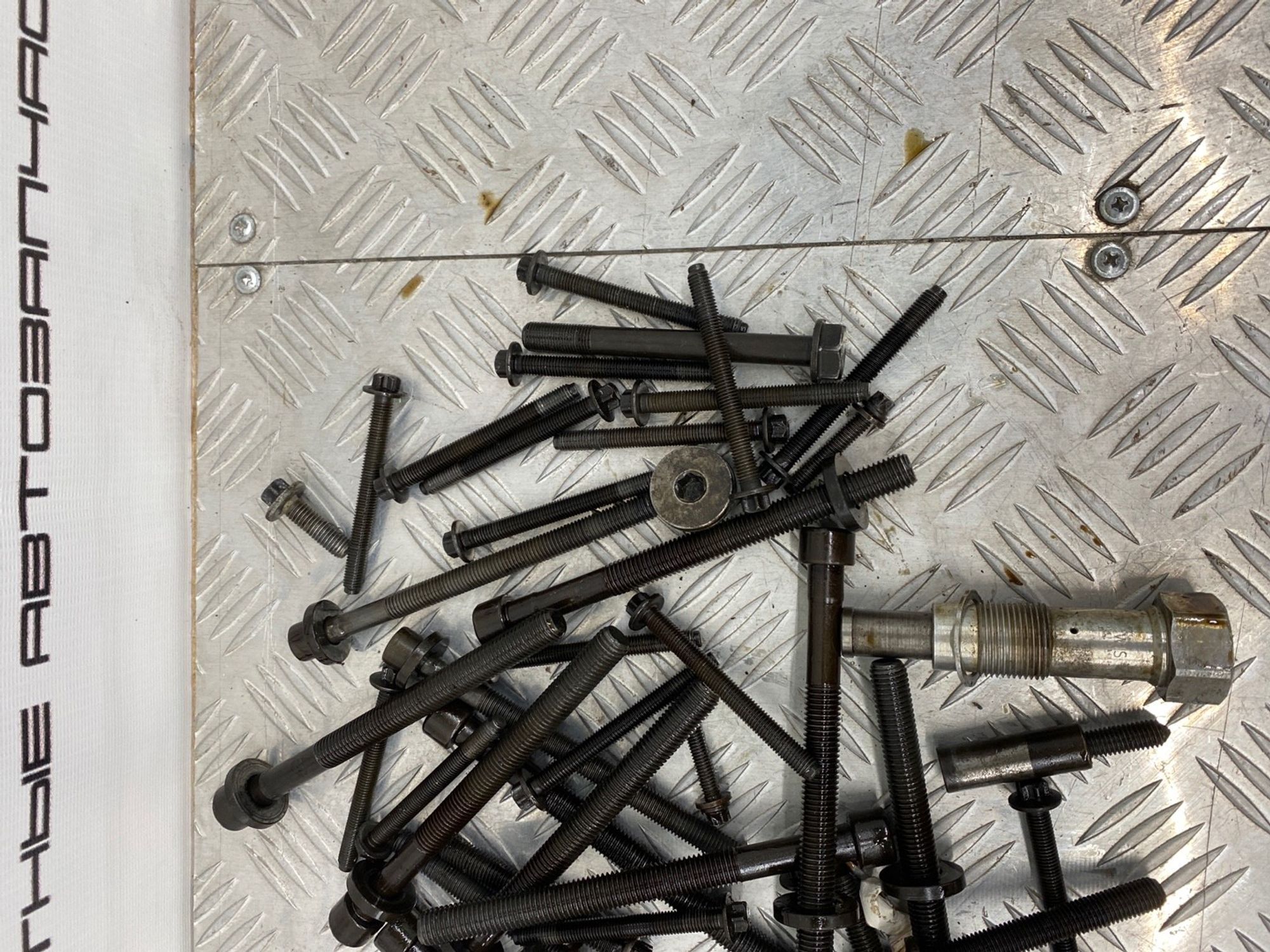 Б/У болты и гайки ДВС Bmw X6 E71 N54B30A 2008, 2990 рублей, Краснодар