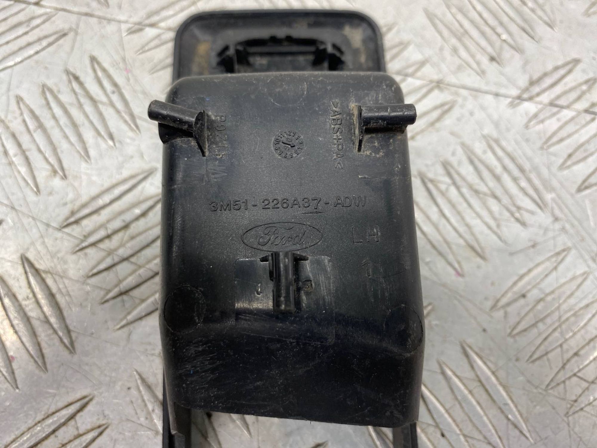 Б/У накладка ручки двери салона задний левый Ford, 320 рублей, Краснодар