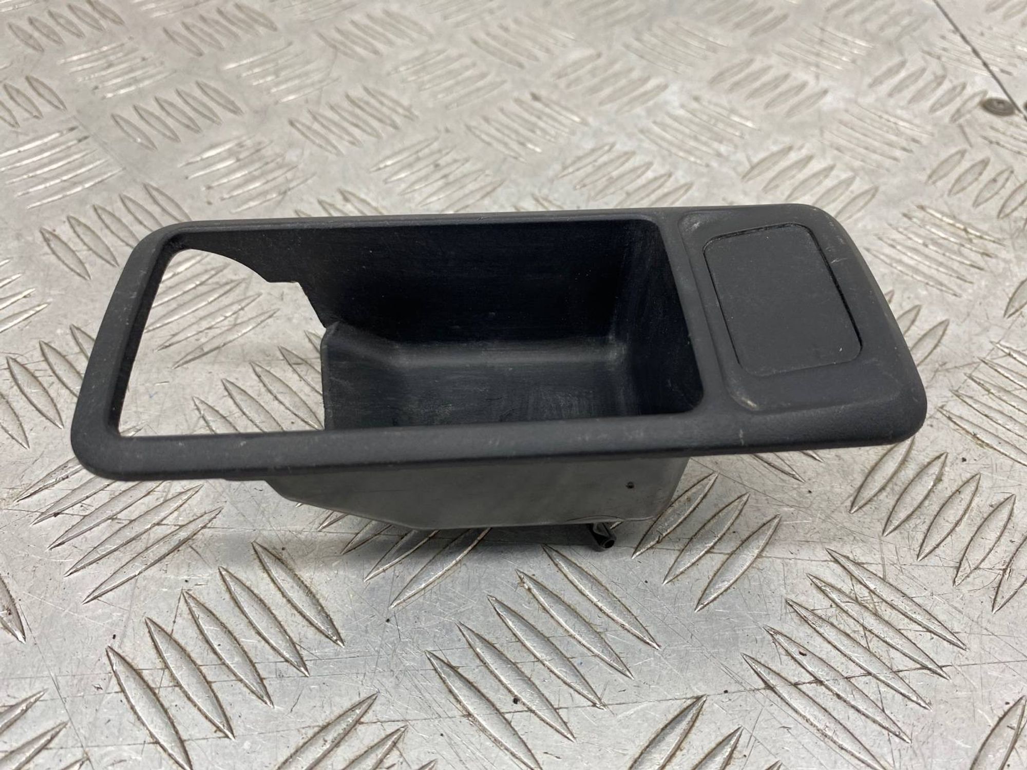 Б/У накладка ручки двери салона задний левый Ford, 320 рублей, Краснодар