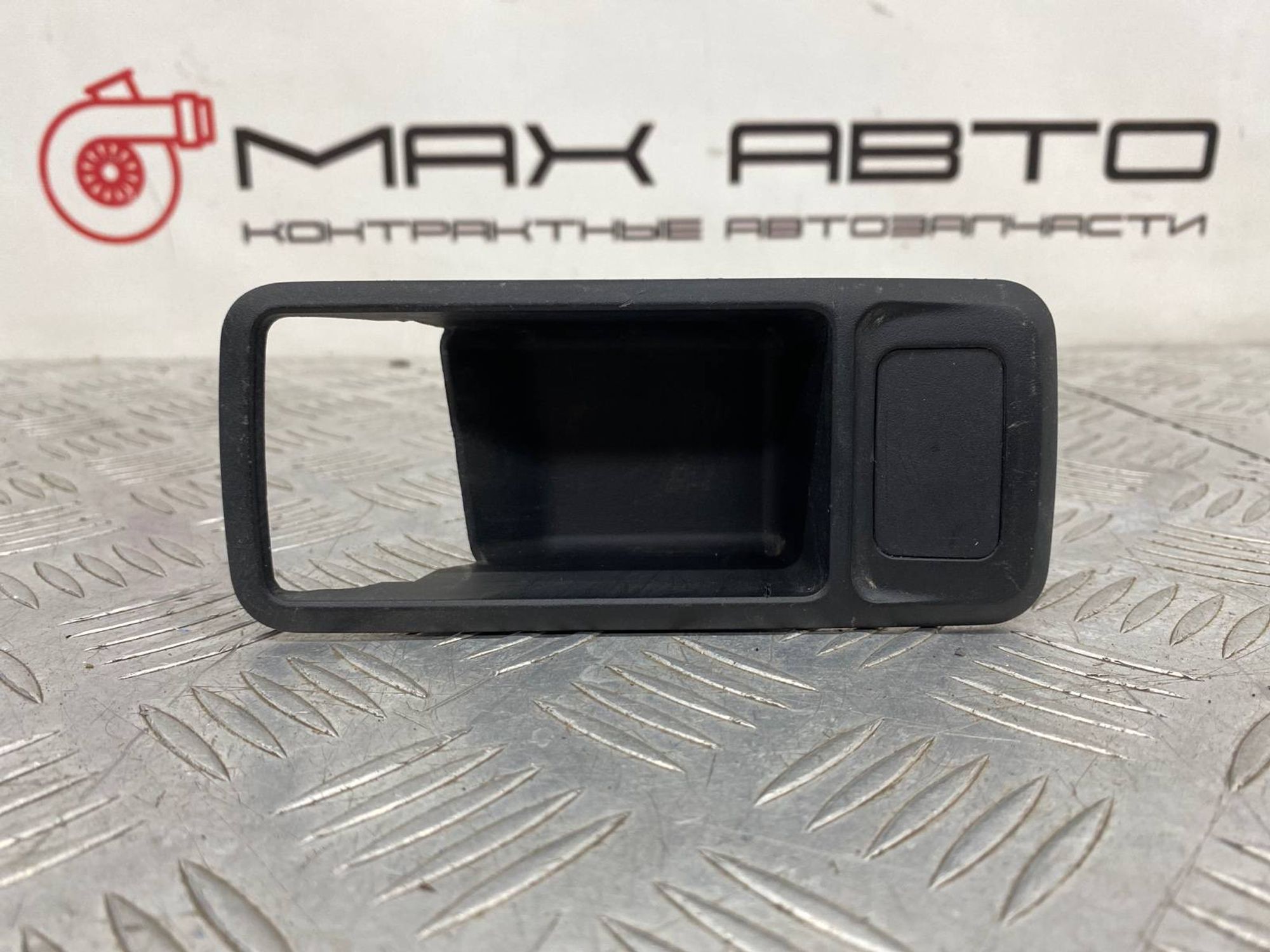 Б/У накладка ручки двери салона задний левый Ford, 320 рублей, Краснодар