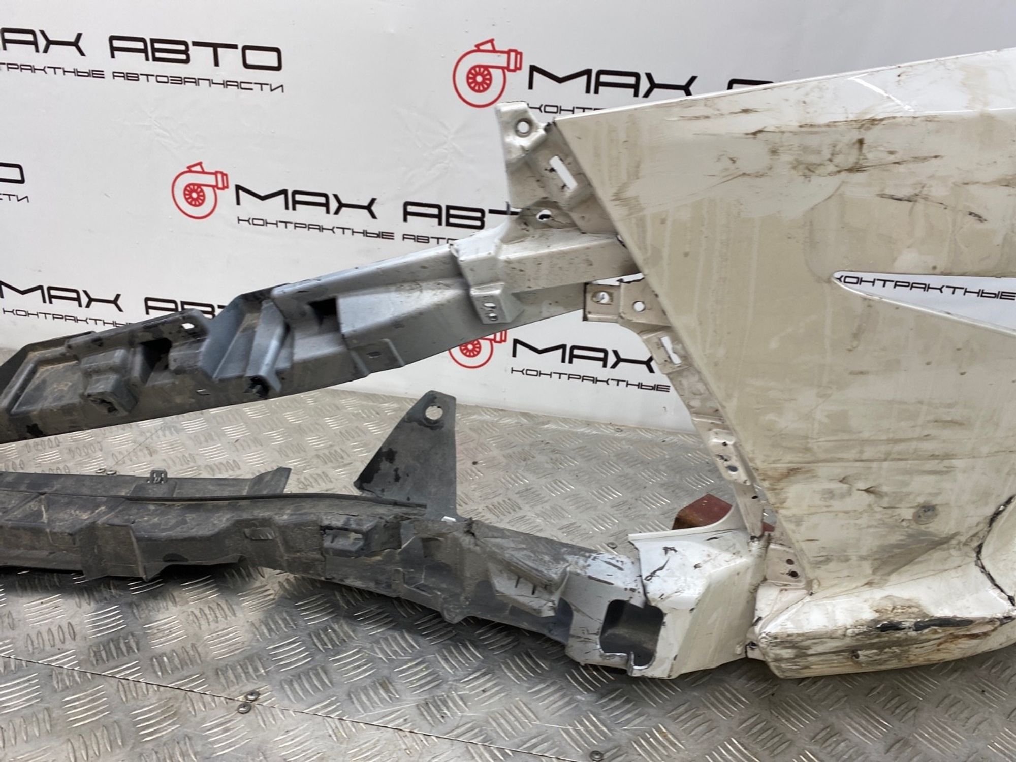 Б/У Бампер передний Lexus Lx570 URJ201 2015, 990 рублей, Краснодар