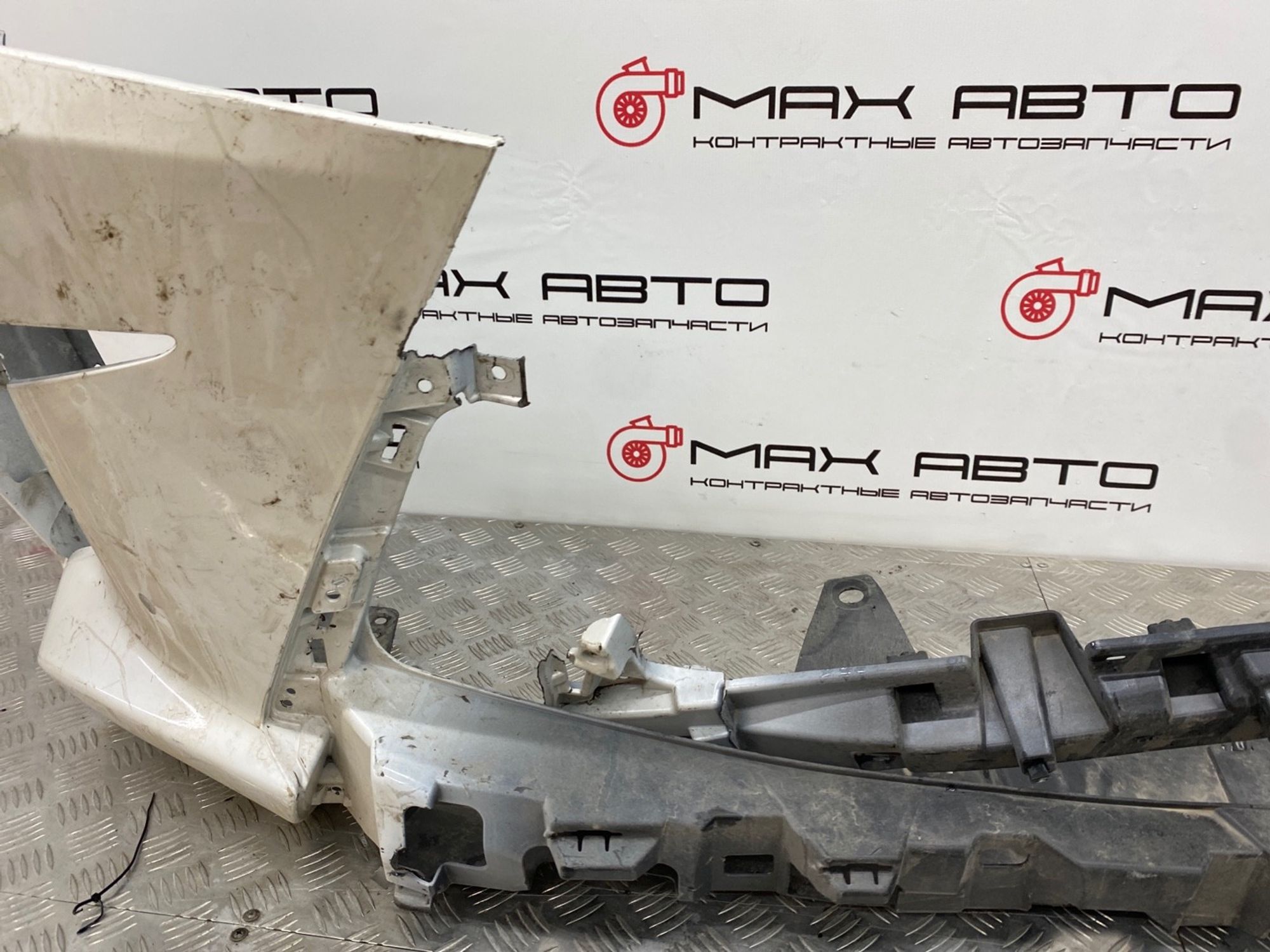 Б/У Бампер передний Lexus Lx570 URJ201 2015, 990 рублей, Краснодар