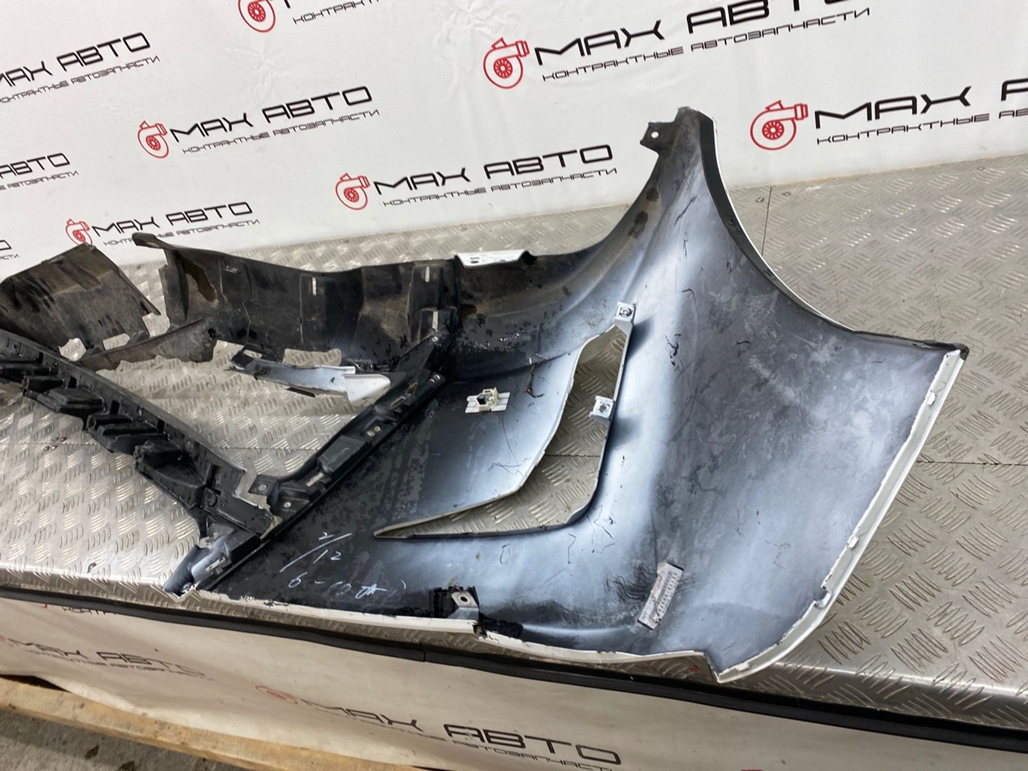 Б/У Бампер передний Lexus Lx570 URJ201 2015, 990 рублей, Краснодар