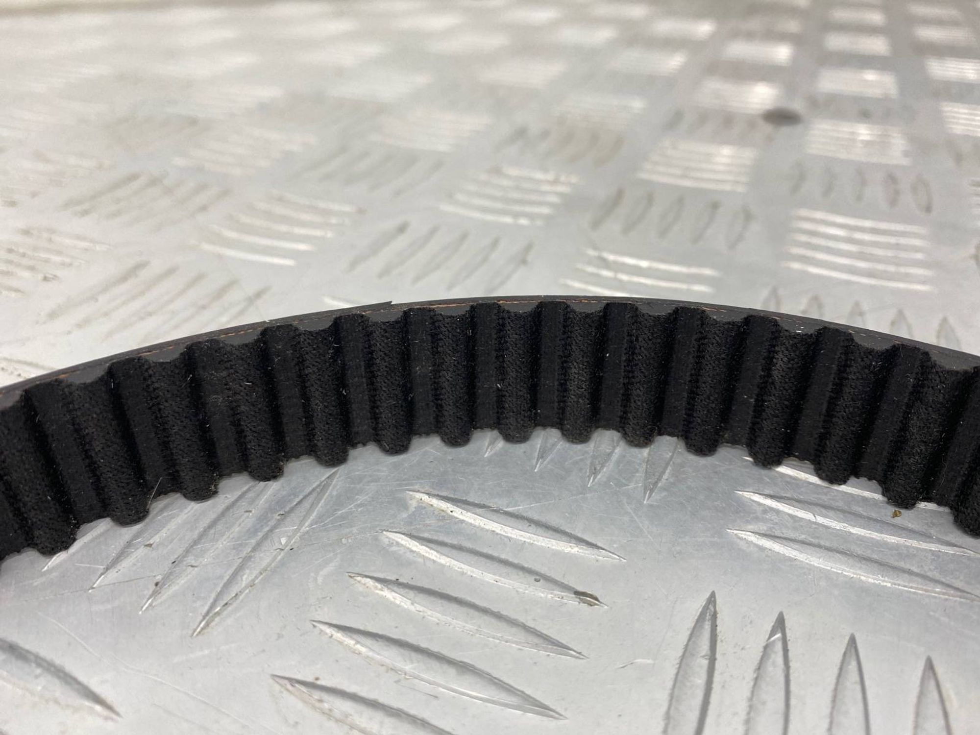 НОВАЯ(ЫЙ) ремень Kia Carnival KA4 G6EA 2005, 1200 рублей, Краснодар