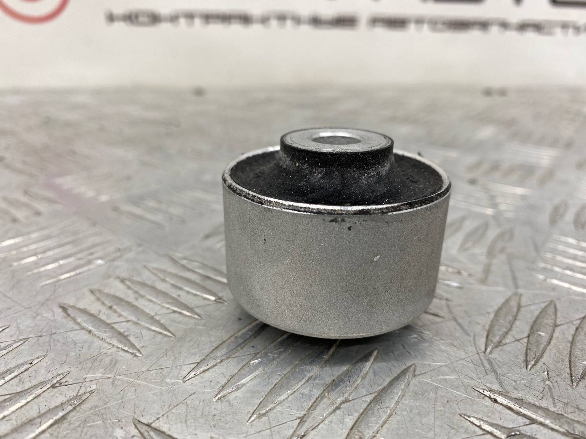 НОВАЯ(ЫЙ) сайлентблок рычага подвески передний, 440 рублей, Краснодар