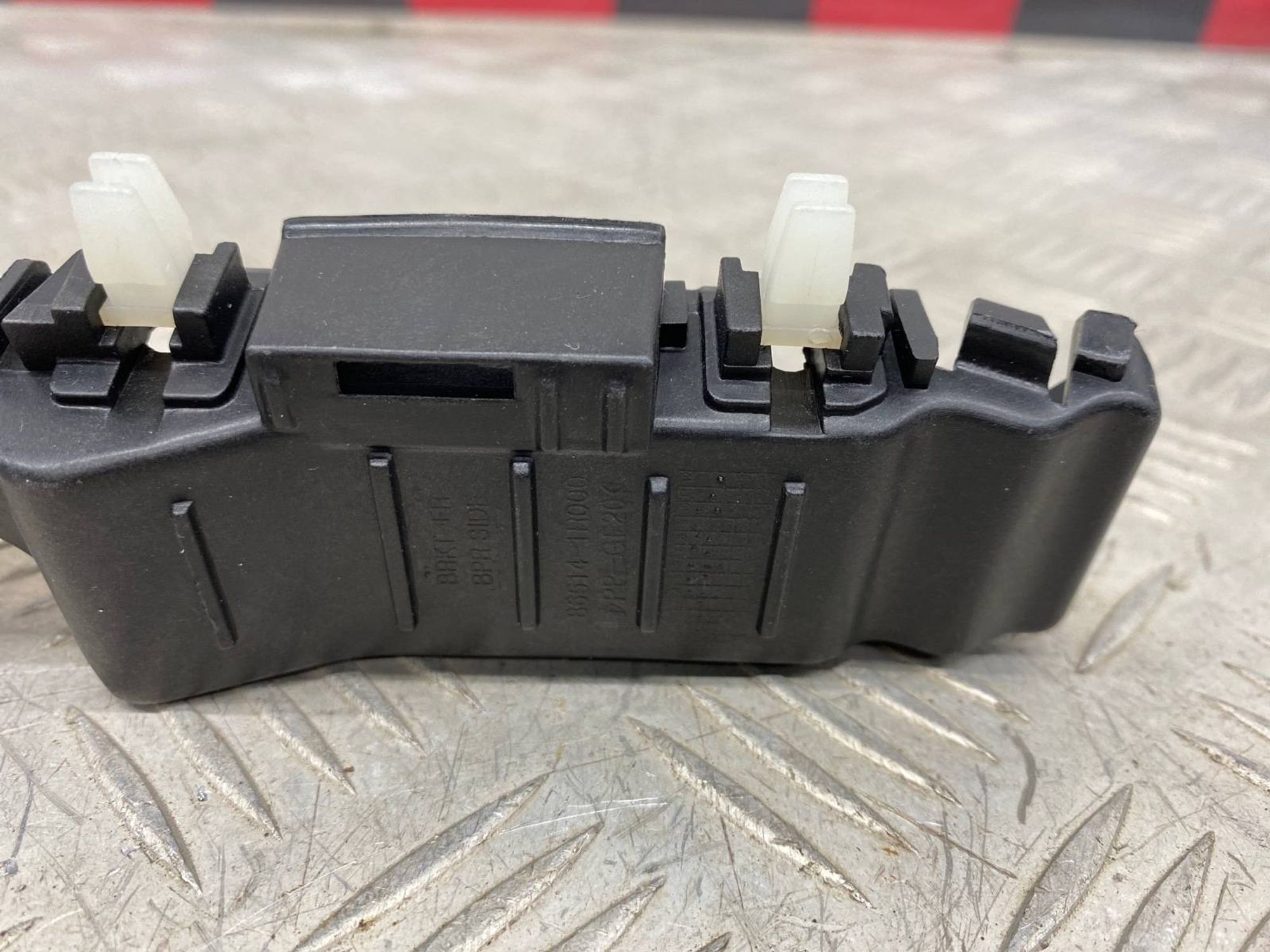 НОВАЯ(ЫЙ) крепление бампера ( кронштейн ) передний, 320 рублей, Краснодар