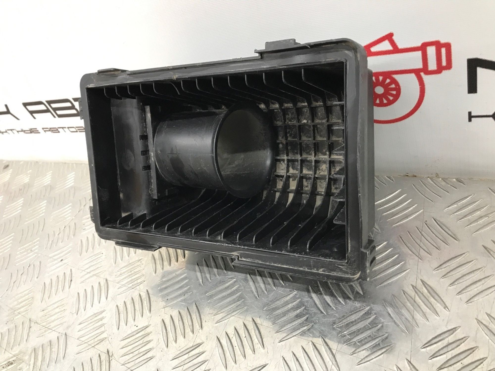 Б/У корпус воздушного фильтра Hyundai Solaris HCR, 990 рублей, Краснодар