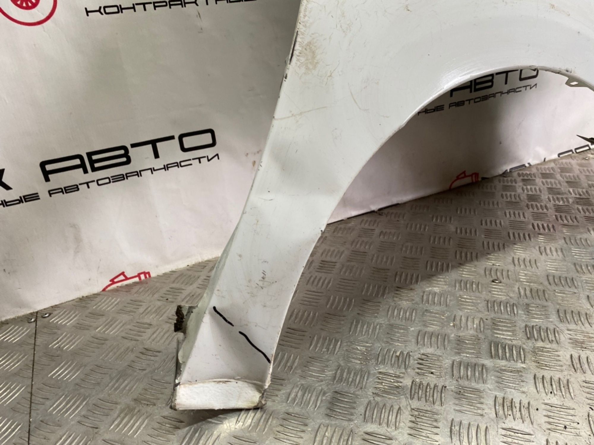 Б/У крыло переднее правое Renault Sandero 5S K4M697 2013, 2990 рублей, Краснодар