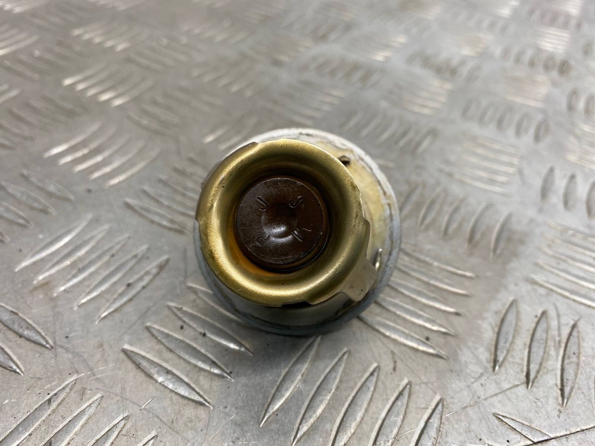 Б/У термостат Subaru Outback B13 EZ30 2005, 320 рублей, Краснодар