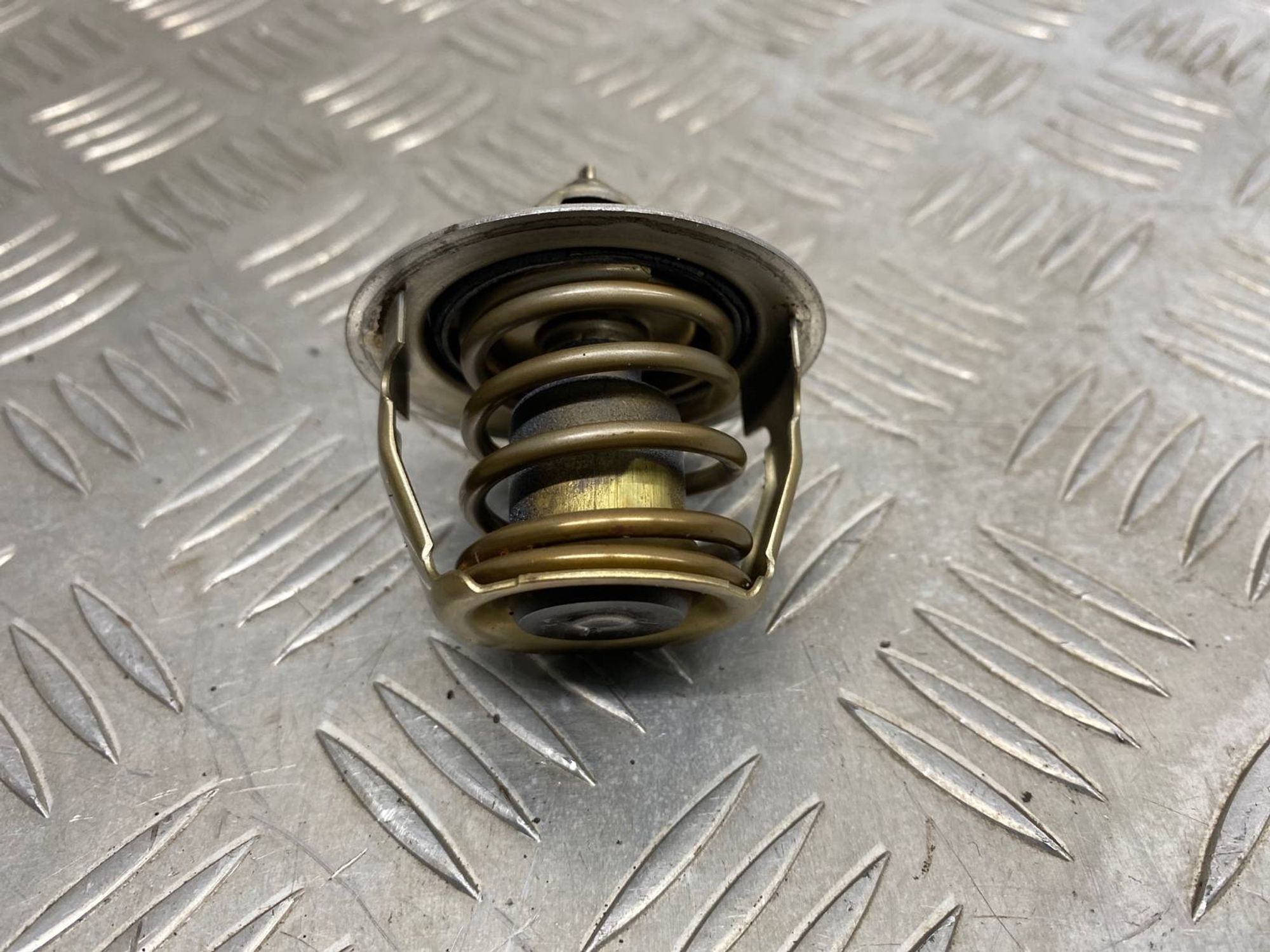 Б/У термостат Subaru Outback B13 EZ30 2005, 320 рублей, Краснодар