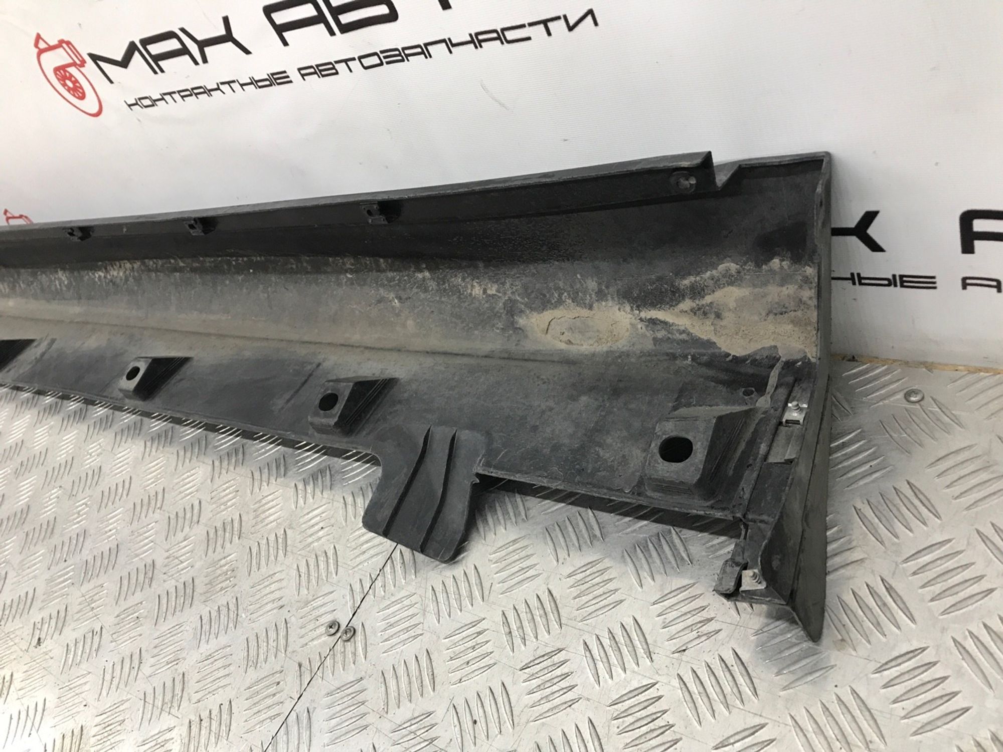 Б/У Накладка порога наружная правая Suzuki Vitara LY 2014, 1990 рублей, Краснодар