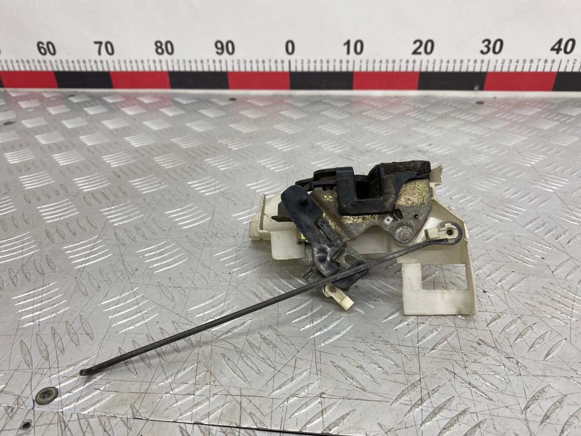 Б/У Замок двери задний правый Hyundai Sonata EF D4BB 2001, 590 рублей, Краснодар