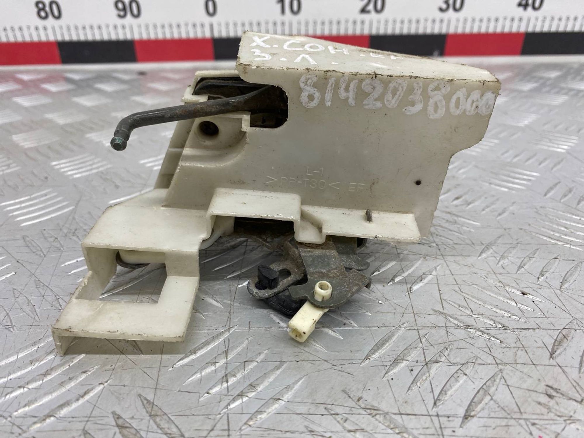 Б/У Замок двери задний правый Hyundai Sonata EF D4BB 2001, 590 рублей, Краснодар