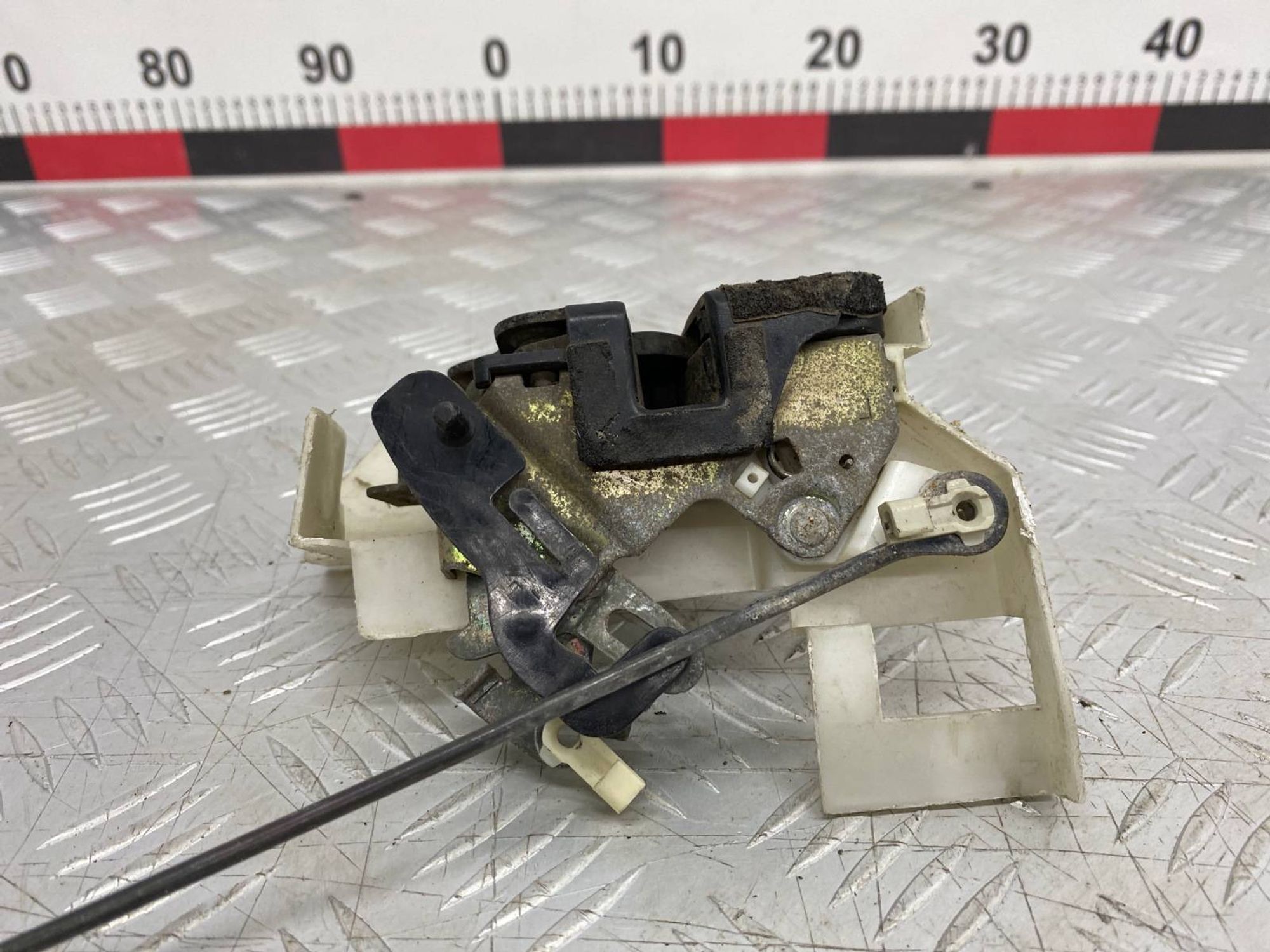 Б/У Замок двери задний правый Hyundai Sonata EF D4BB 2001, 590 рублей, Краснодар