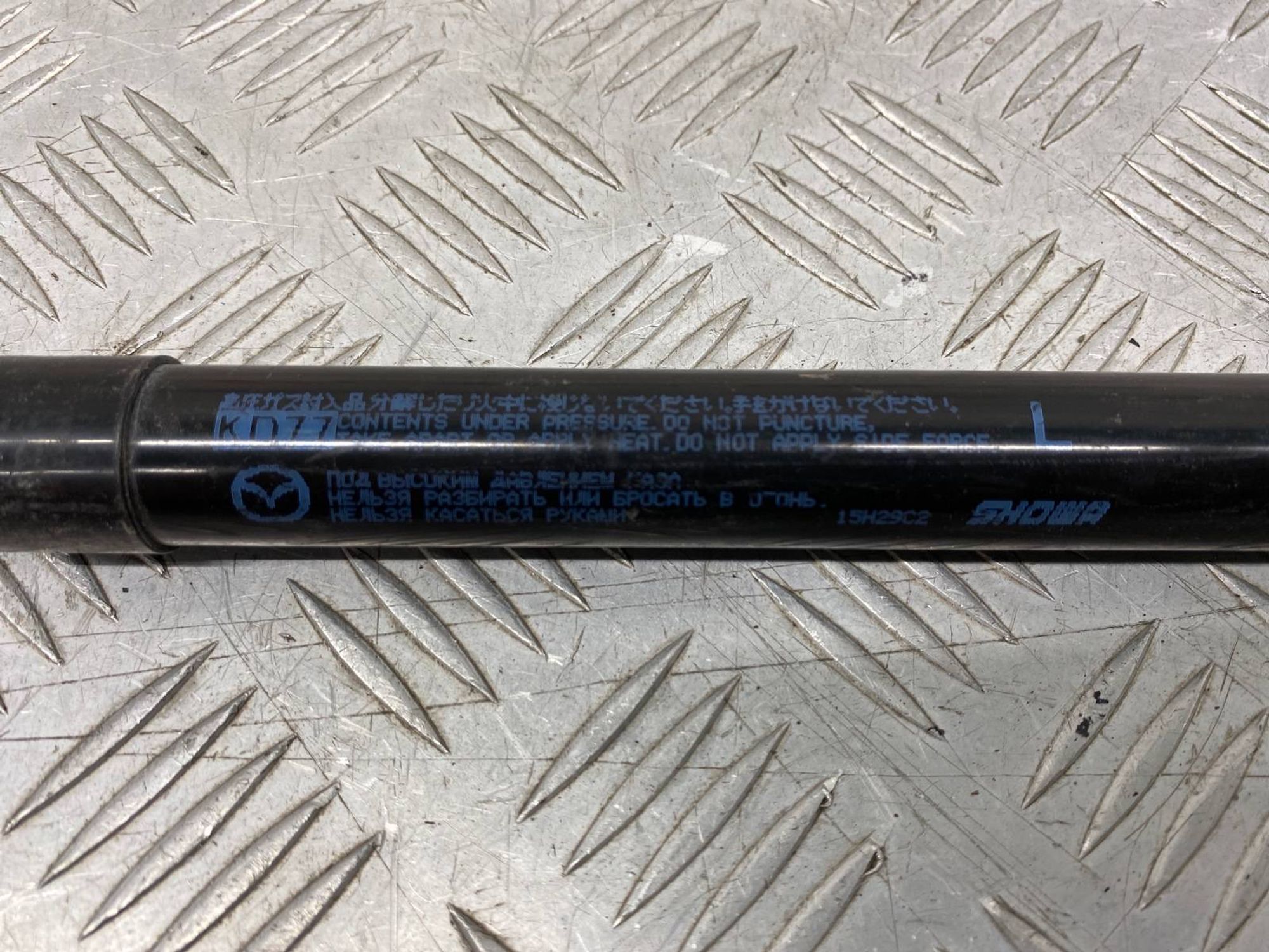 Б/У амортизатор багажника (газлифт, опора) задний, 800 рублей, Краснодар