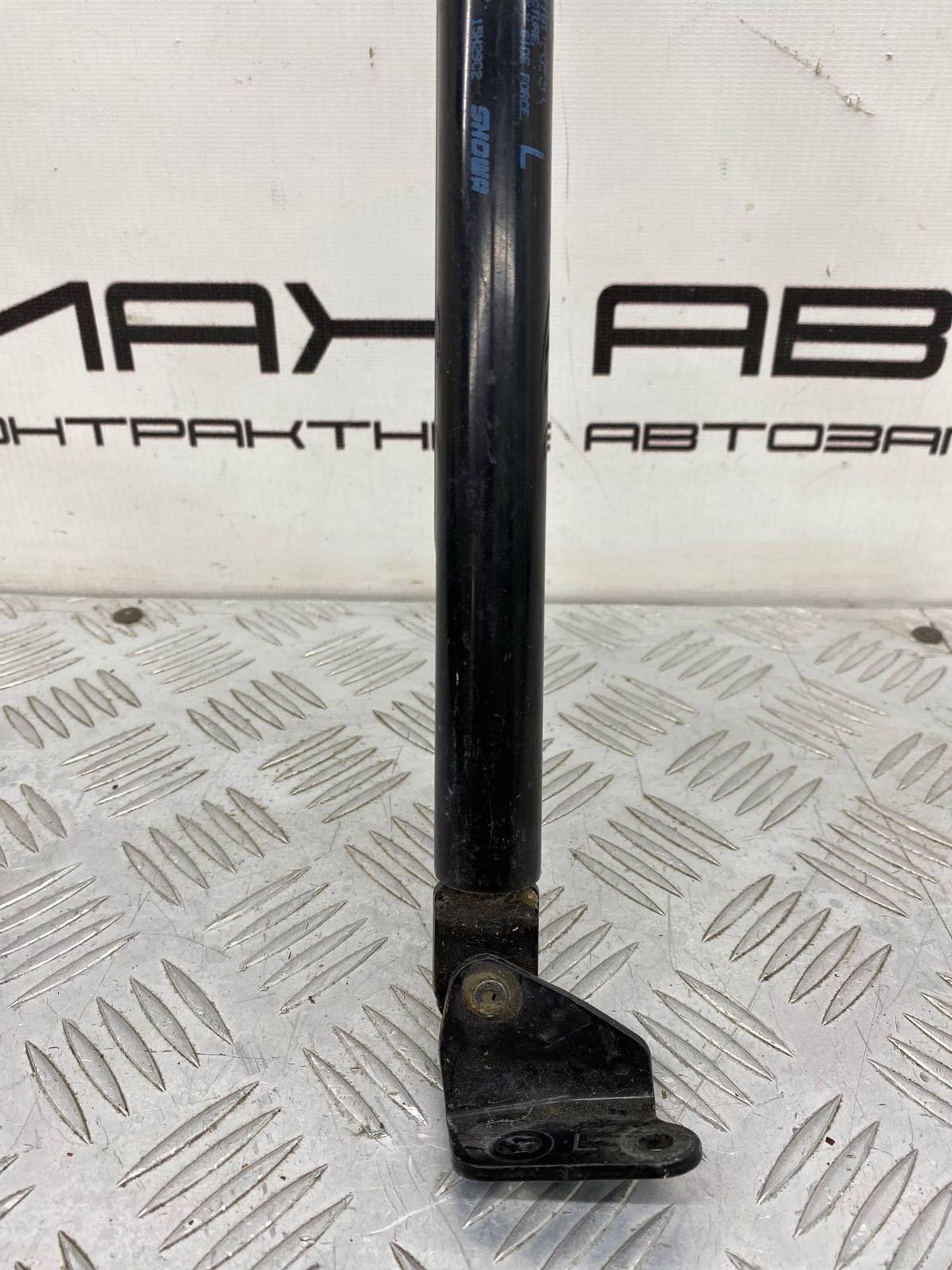 Б/У амортизатор багажника (газлифт, опора) задний, 800 рублей, Краснодар