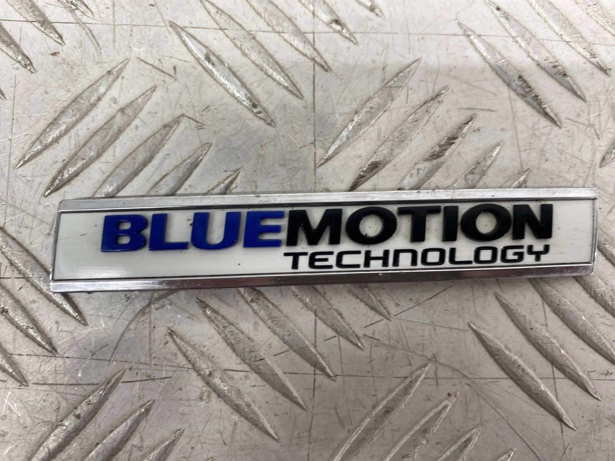 Б/У эмблема ( шильдик, значок ) задний Volkswagen, 800 рублей, Краснодар