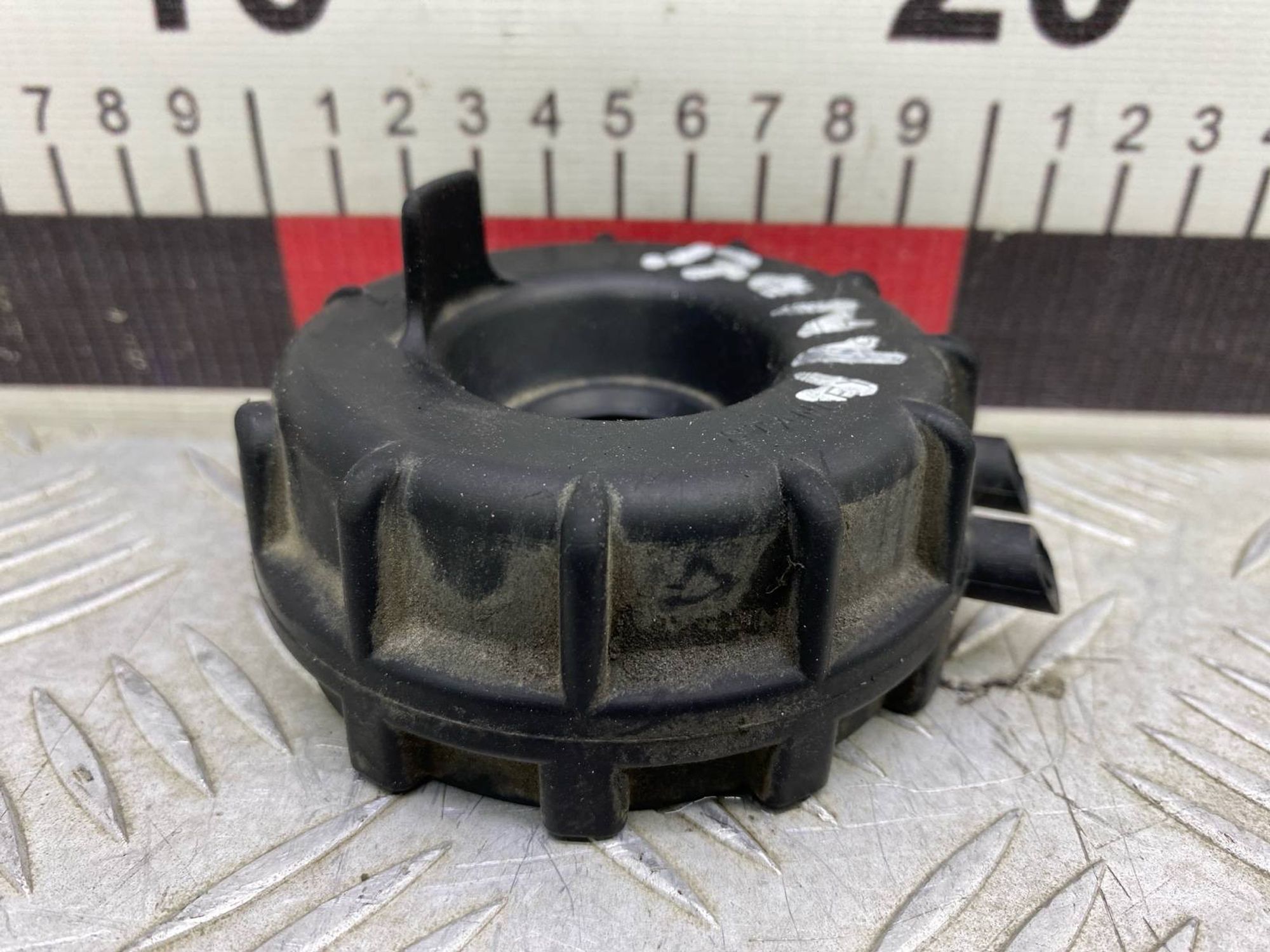 Б/У пыльник фары передний Nissan Vaneti VAN GAS18, 499 рублей, Краснодар