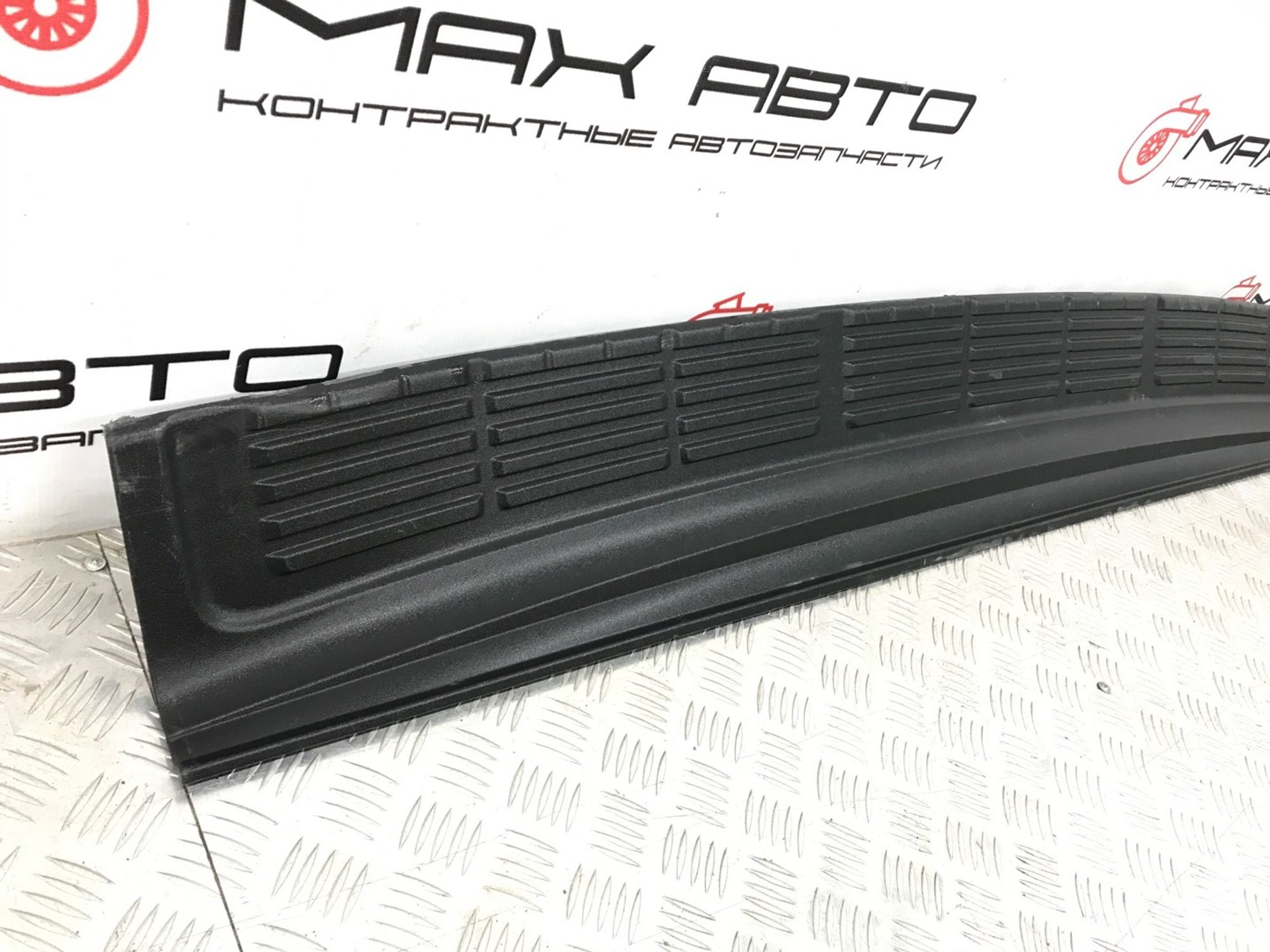 Б/У Накладка бампера задняя Toyota Land Cruiser GRJ200 2008, 1990 рублей, Краснодар