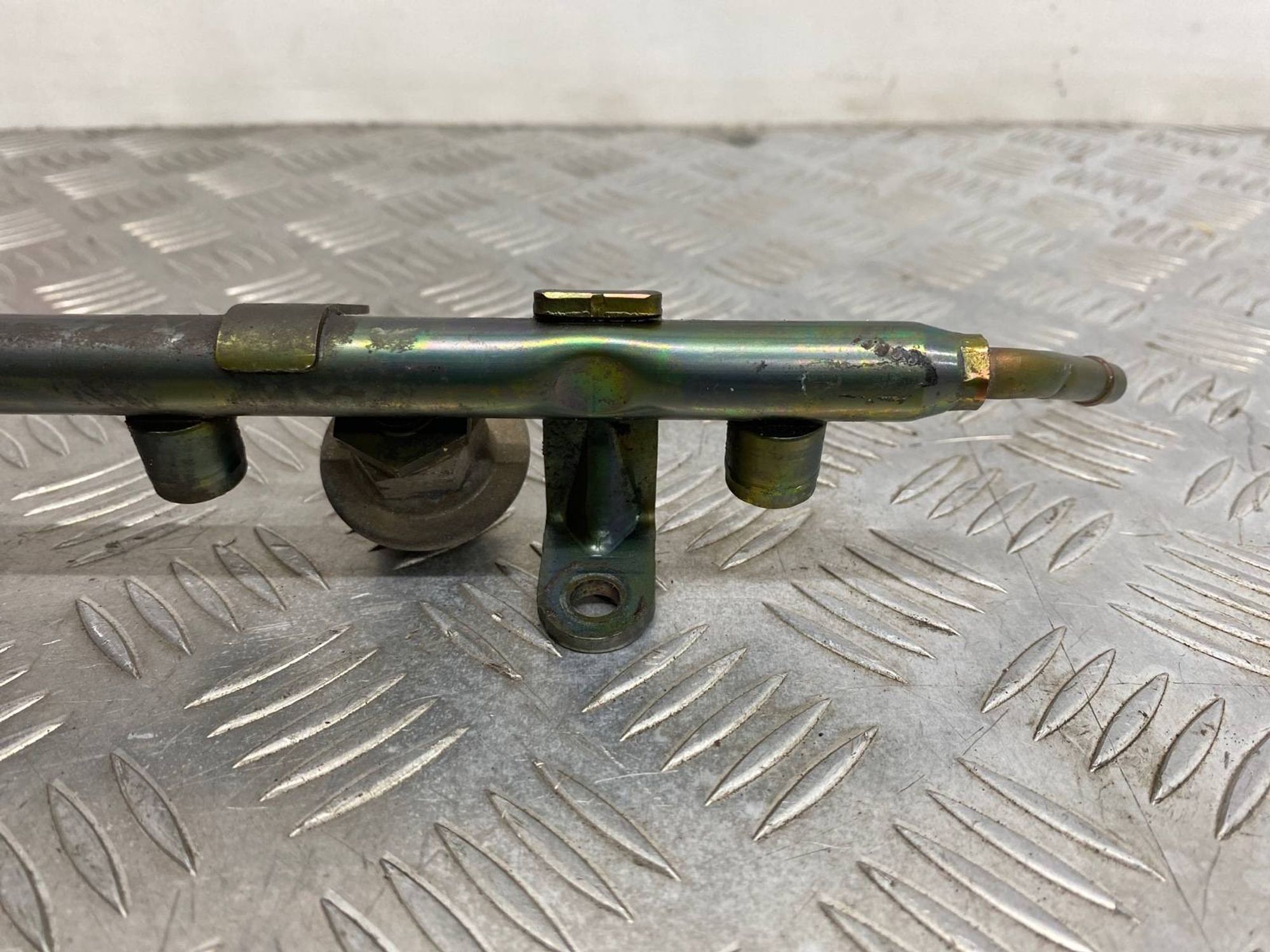 Б/У топливная рейка (рампа) левый Subaru Outback, 720 рублей, Краснодар