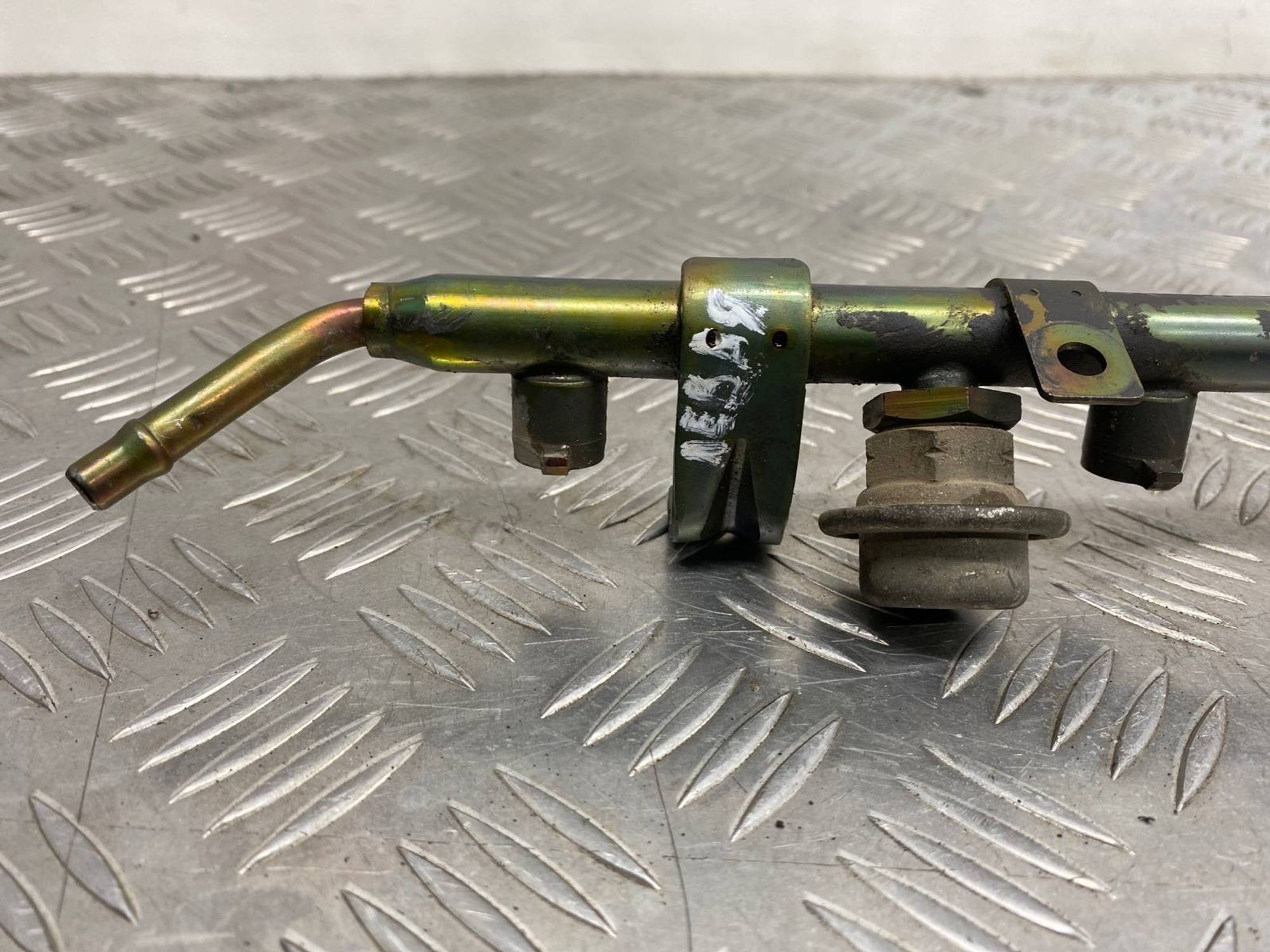 Б/У топливная рейка (рампа) левый Subaru Outback, 720 рублей, Краснодар