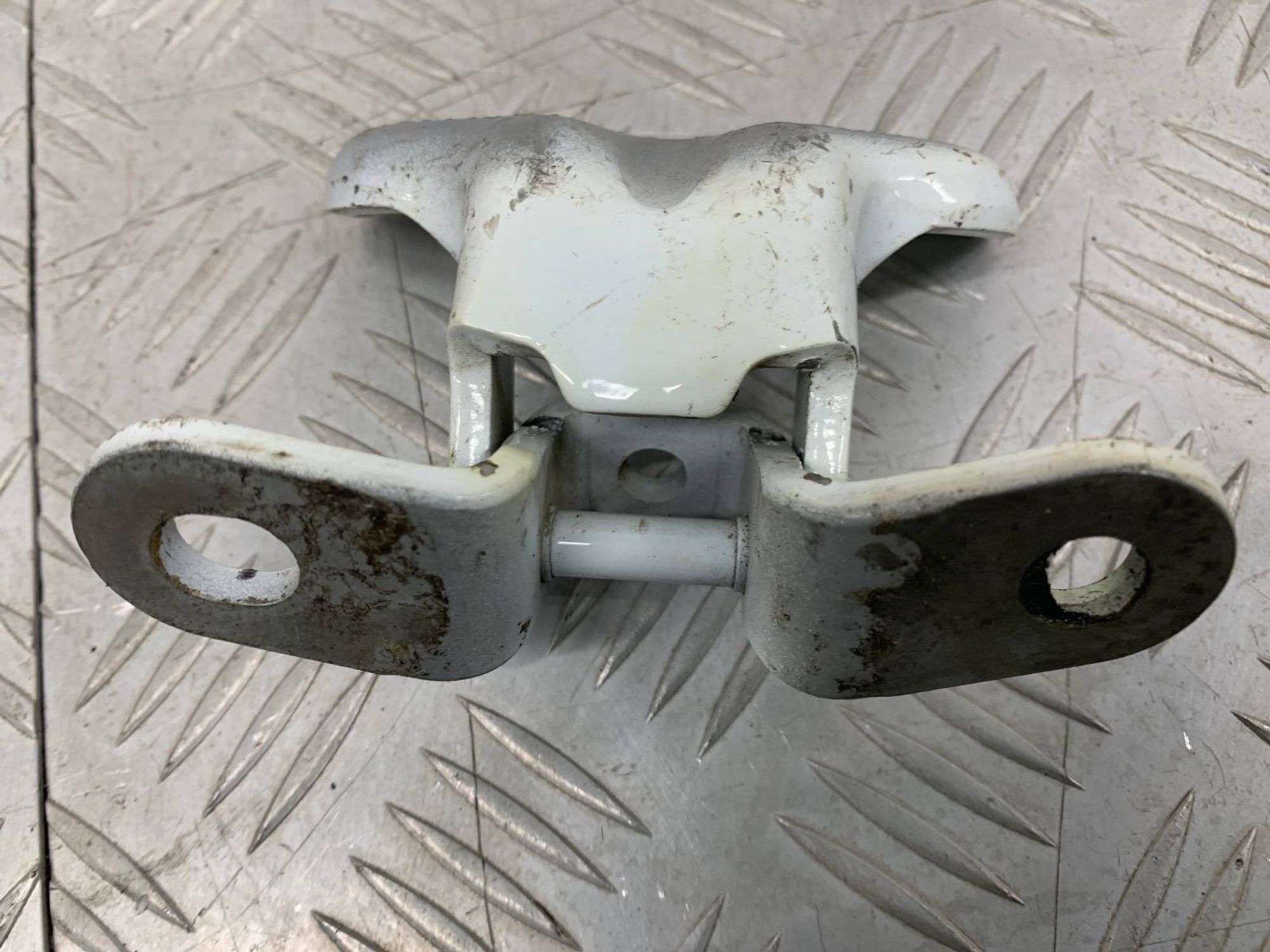 Б/У петля двери передний правый Kia Ceed JD 2014, 720 рублей, Краснодар